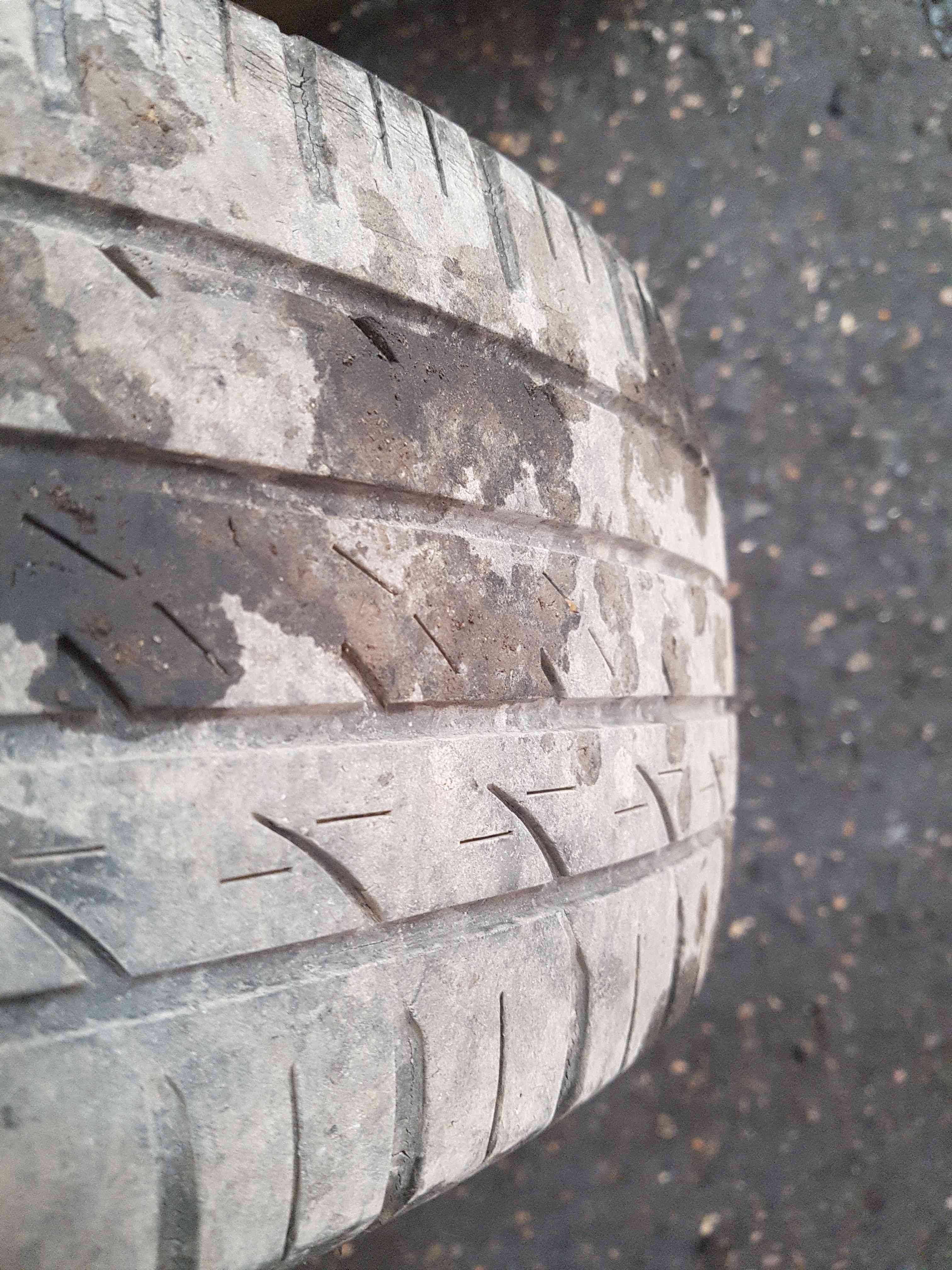Thumb 11 Renault Captur 2013-2019 Ivory Alloy Wheel 17Inch + Tyre 205 55 17 4M 403005727R