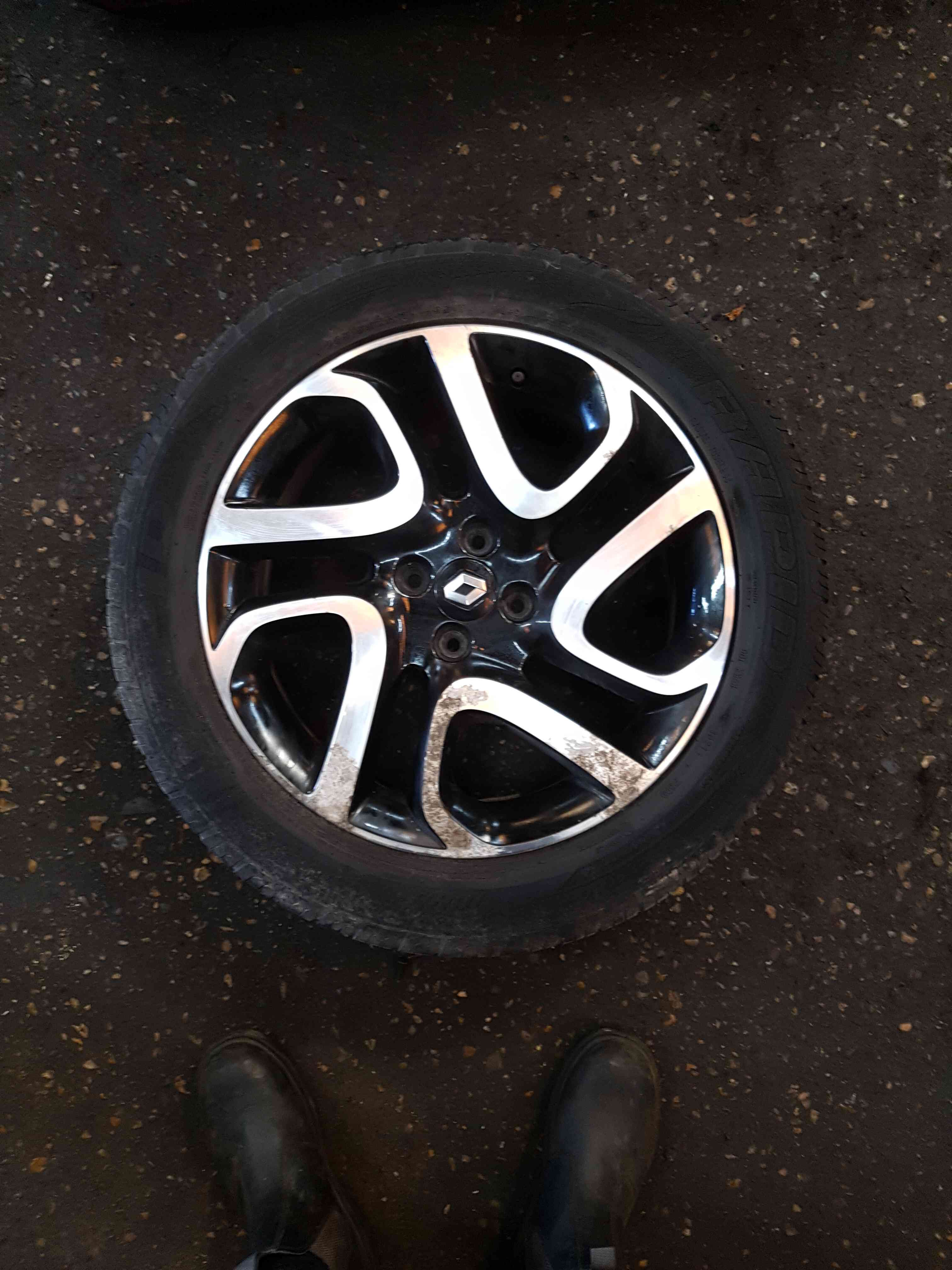 Thumb 12 Renault Captur 2013-2019 Ivory Alloy Wheel 17Inch + Tyre 205 55 17 4M 403005727R