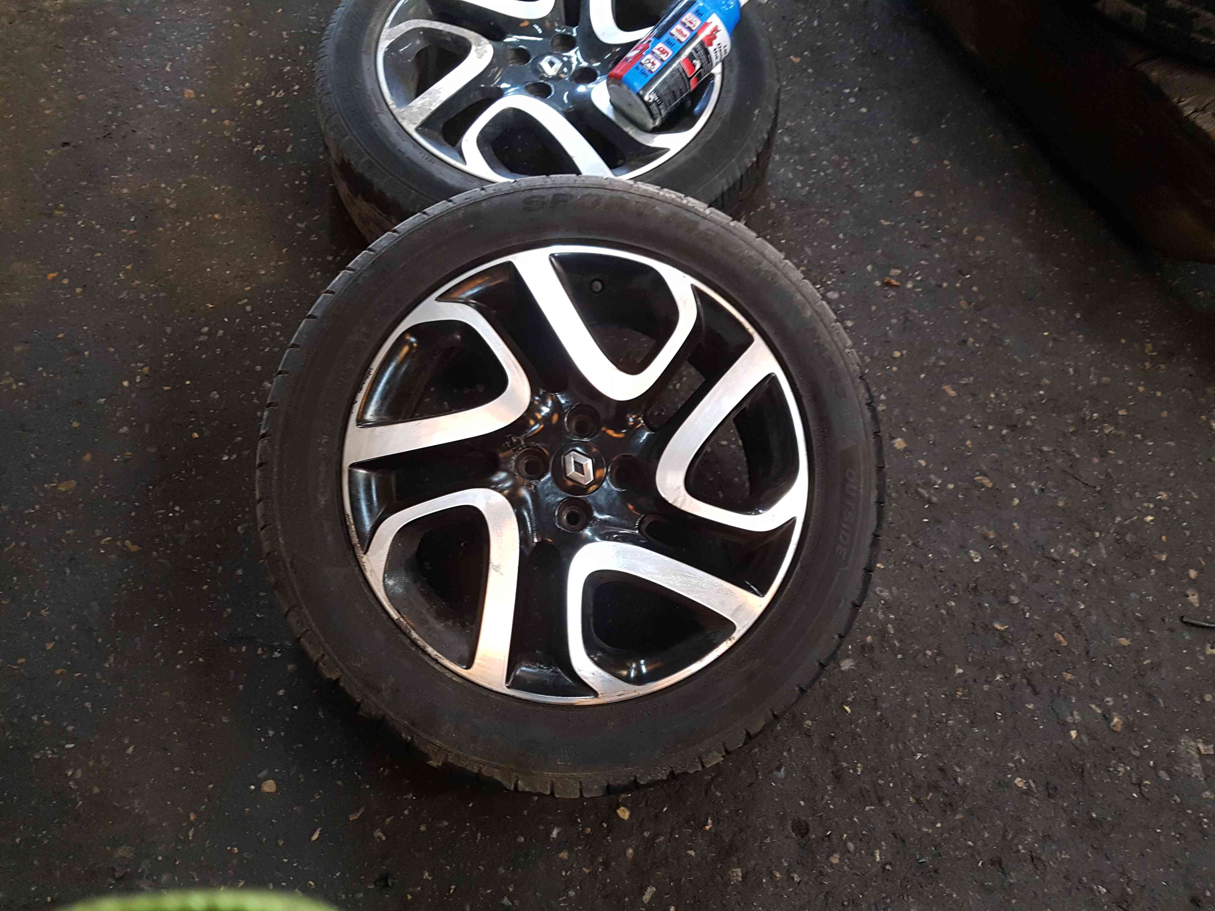 Thumb 2 Renault Captur 2013-2019 Ivory Alloy Wheel 17Inch + Tyre 205 55 17 6M 403005727R