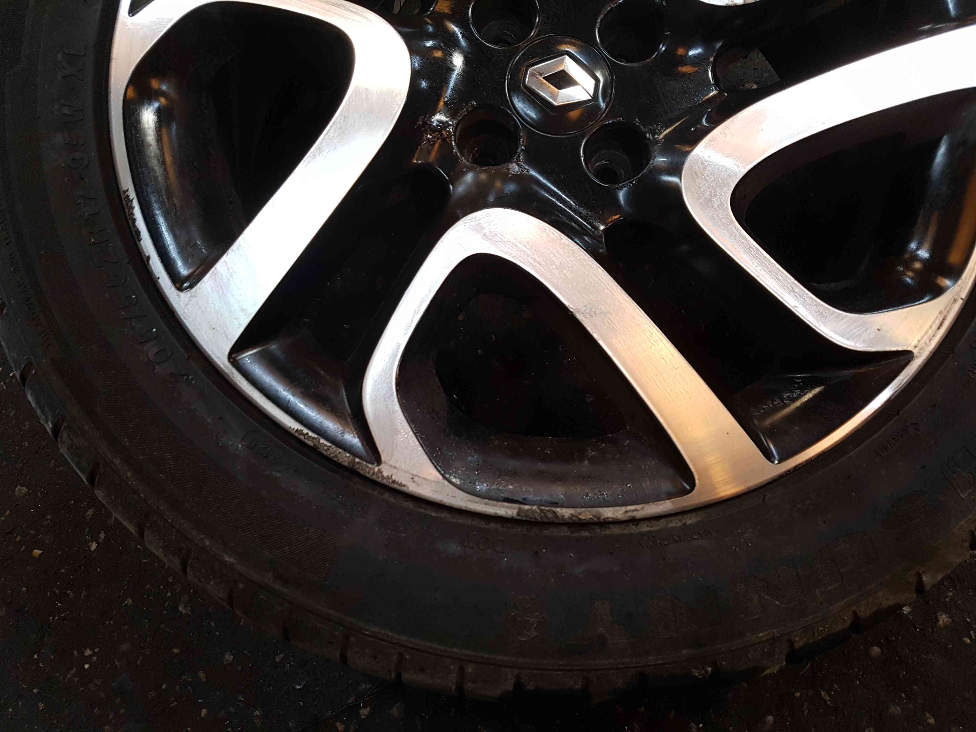 Thumb 5 Renault Captur 2013-2019 Ivory Alloy Wheel 17Inch + Tyre 205 55 17 6M 403005727R