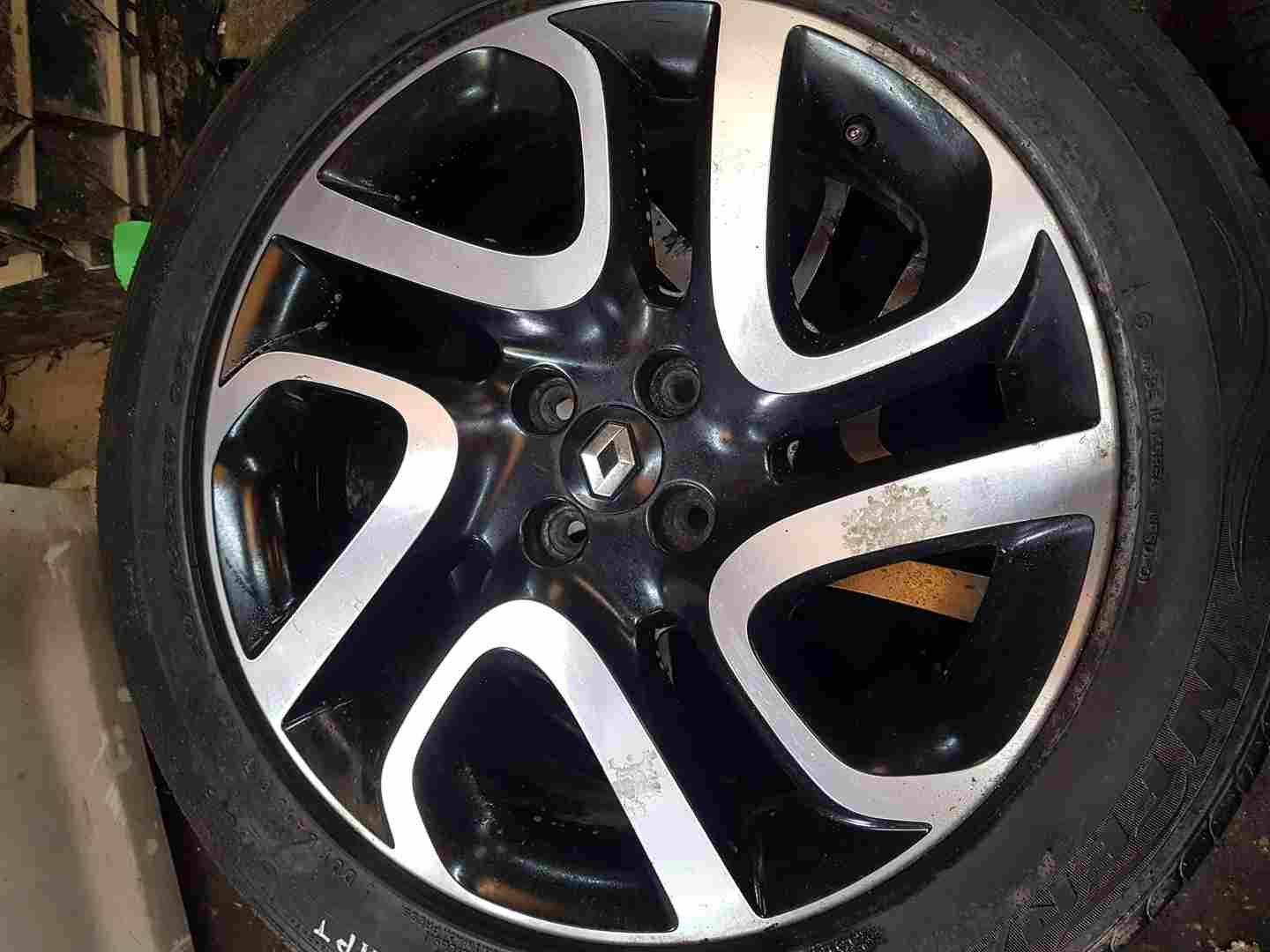 Thumb 2 Renault Captur 2013-2019 Ivory Alloy Wheel 17Inch + Tyre 205 55 17 6M 403008829R