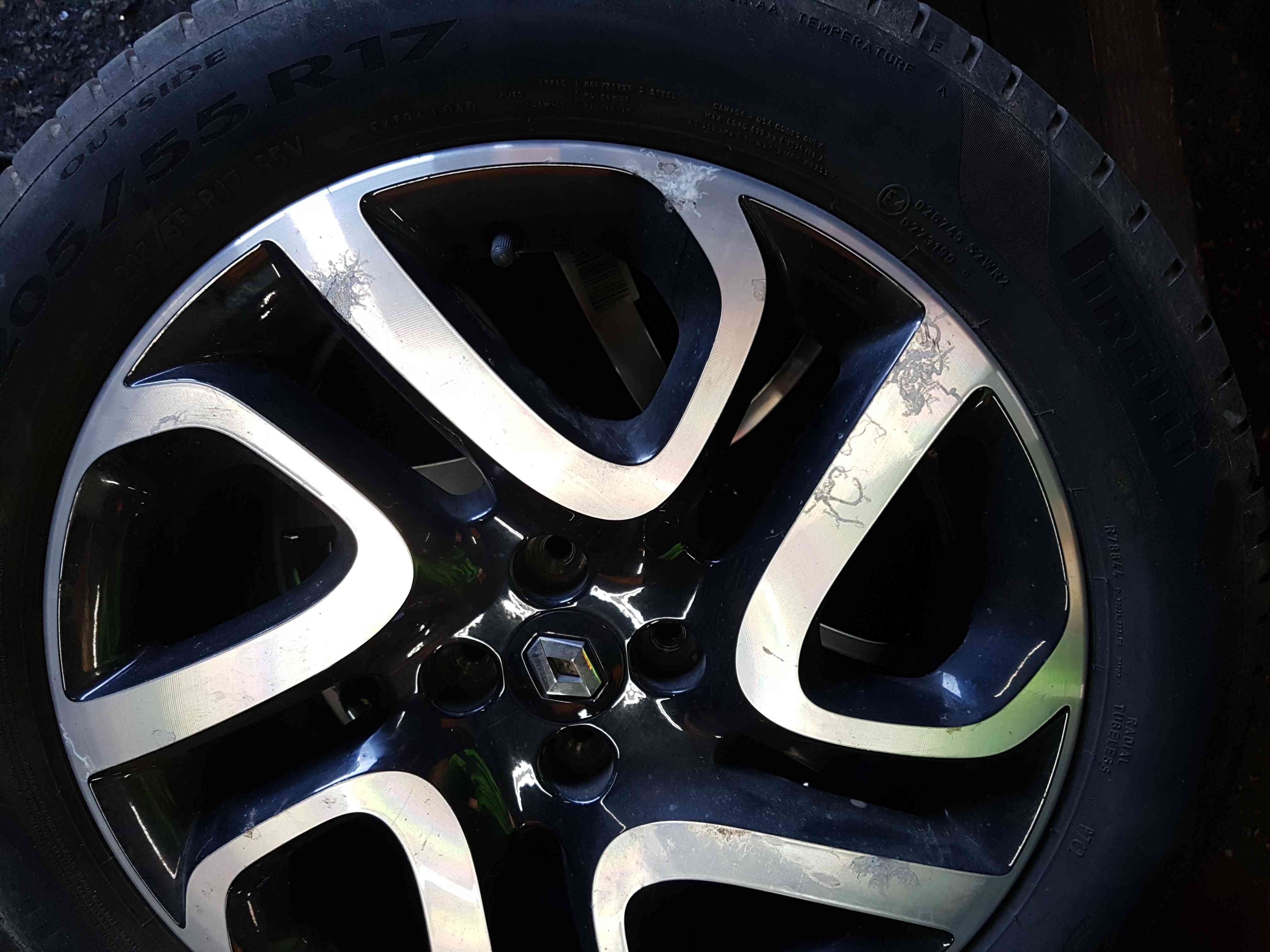 Thumb 3 Renault Captur 2013-2019 Ivory Alloy Wheel Tyre 205 55 17 6mm 403005727R 3/5