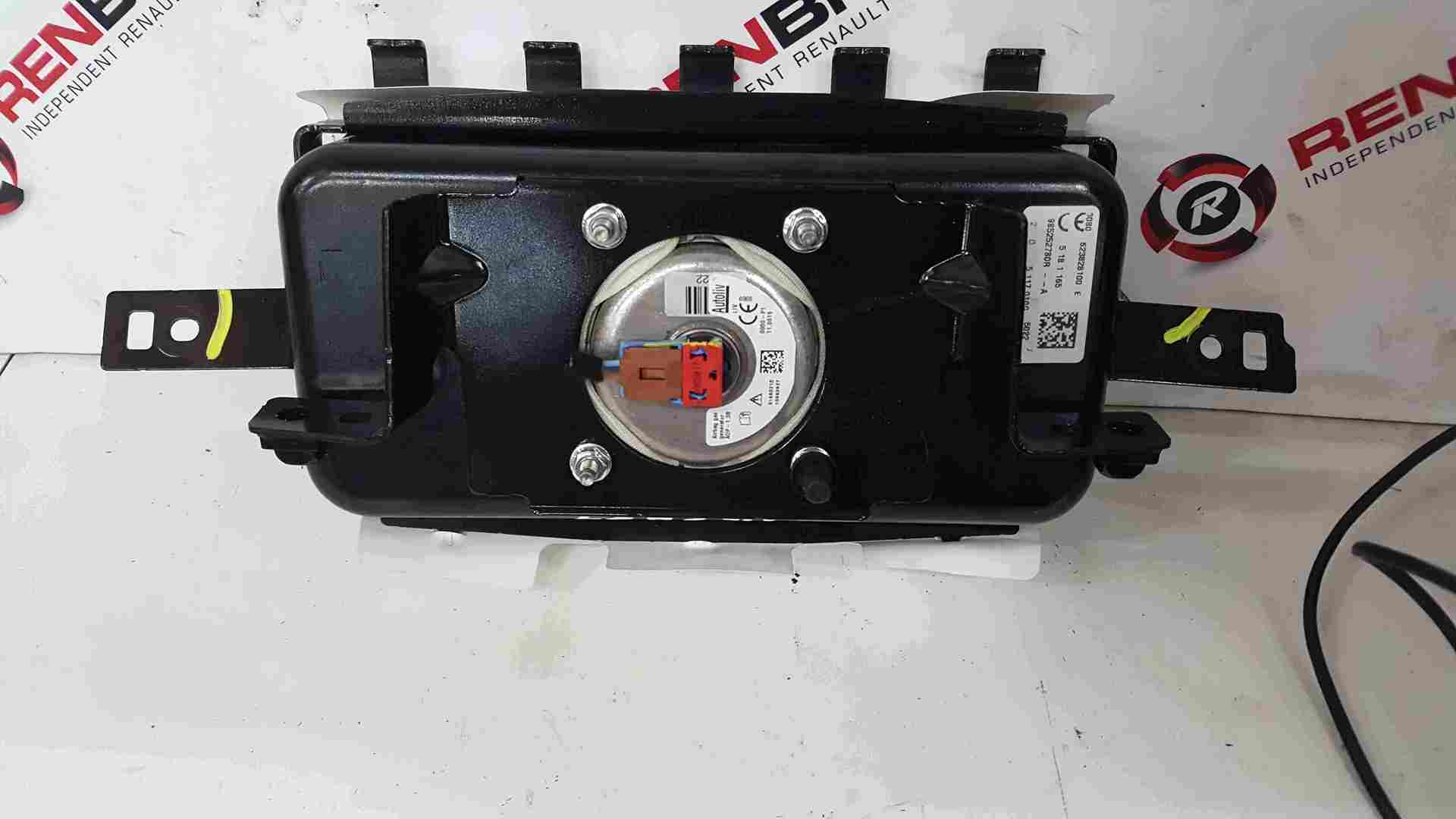Thumb 2 Renault Captur 2013-2019 Main Dashboard Passenger Airbag 985252780R