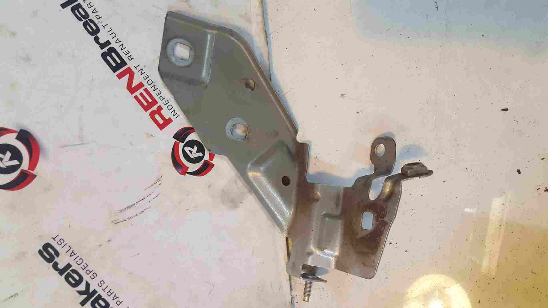 Thumb 3 Renault Captur 2013-2019 Passenger NSF Front Bracket Support Wing 620427410A