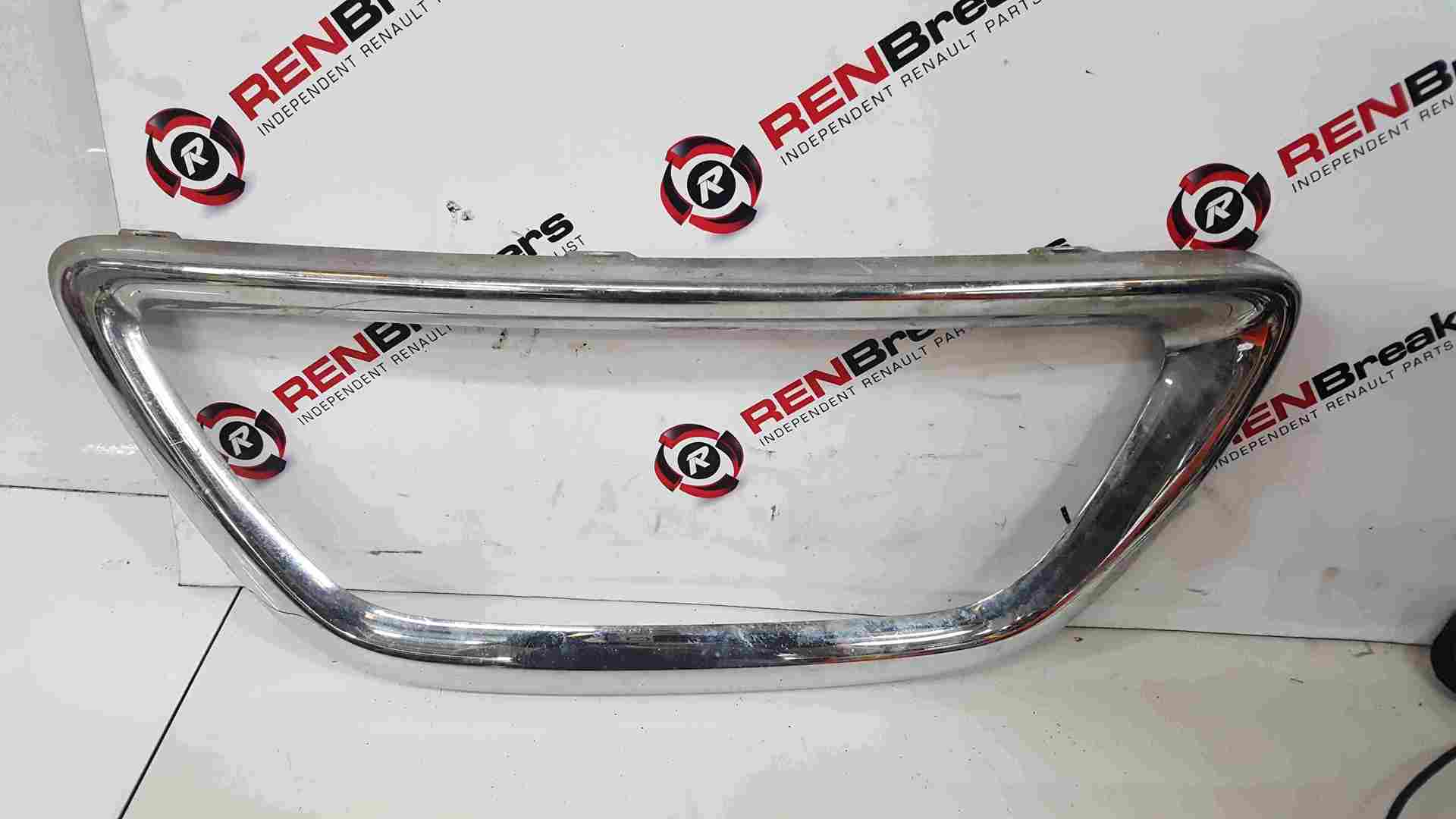 Renault Captur 2013-2019 Passenger NSF Front Bumper Chrome Surround