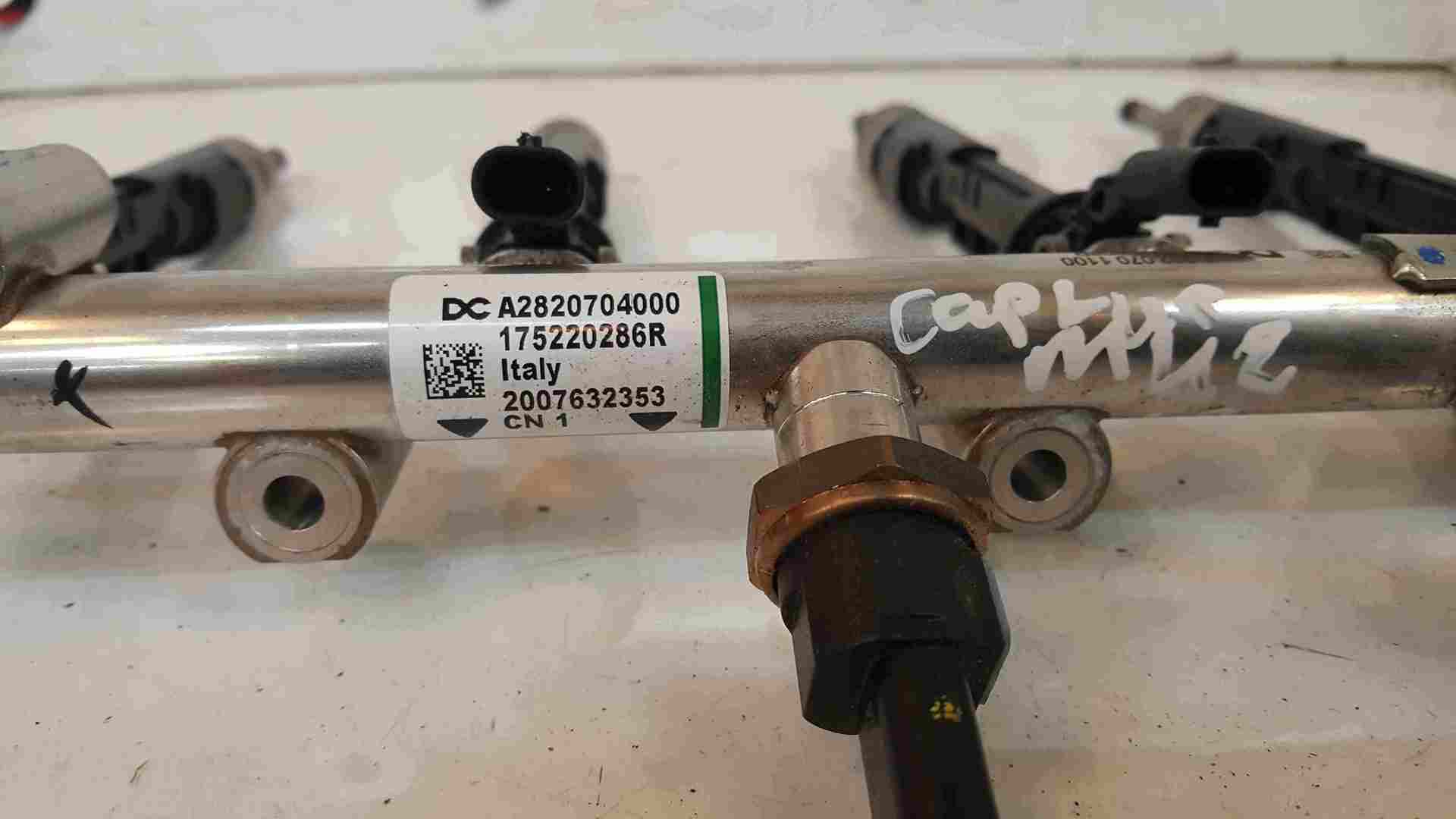 Thumb 2 Renault Captur 2019-2021 1.3 TCE Fuel Injectors X4 + Rail 175220286R