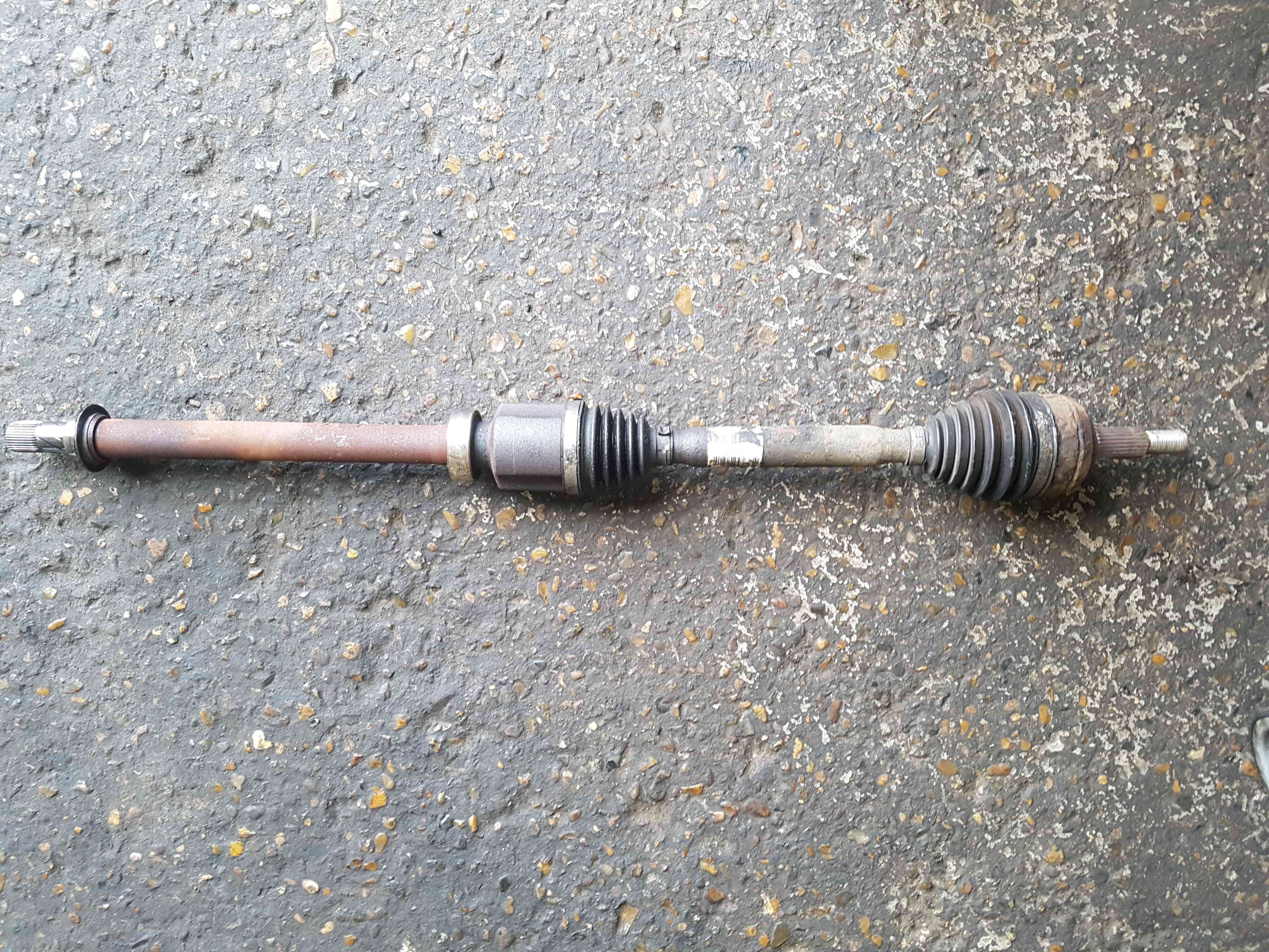 Thumb 7 Renault Captur 2019-2021 AUTO 1.2 TCE Driver OSF Front Driveshaft 391006849R