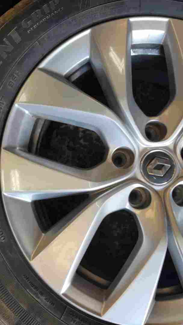 Thumb 4 Renault Captur 2019-2021 Alloy Wheel + Tyre 215 60 17 6mm