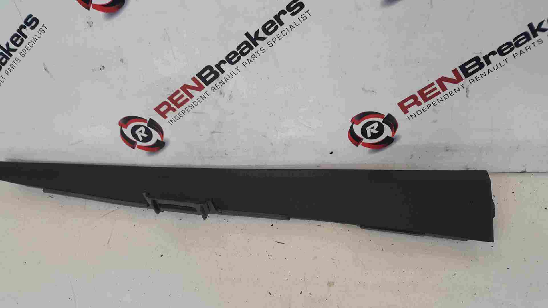 Renault Captur 2019-2021 Drivers OS Trim Insert 689208858R
