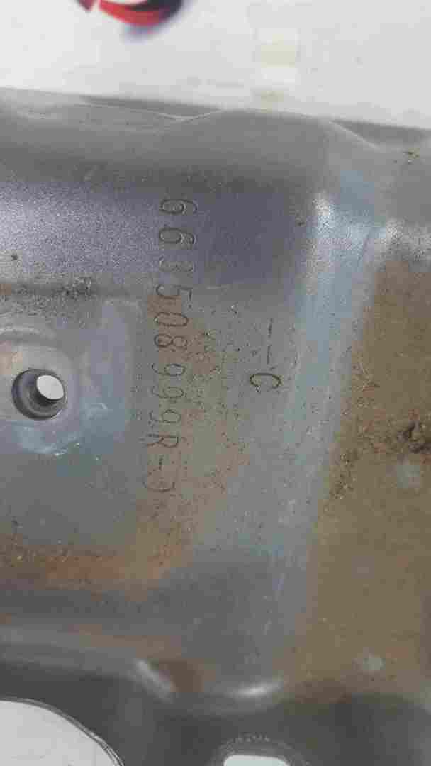 Thumb 2 Renault Captur 2019-2021 Drivers OSF Bracket 663508999R