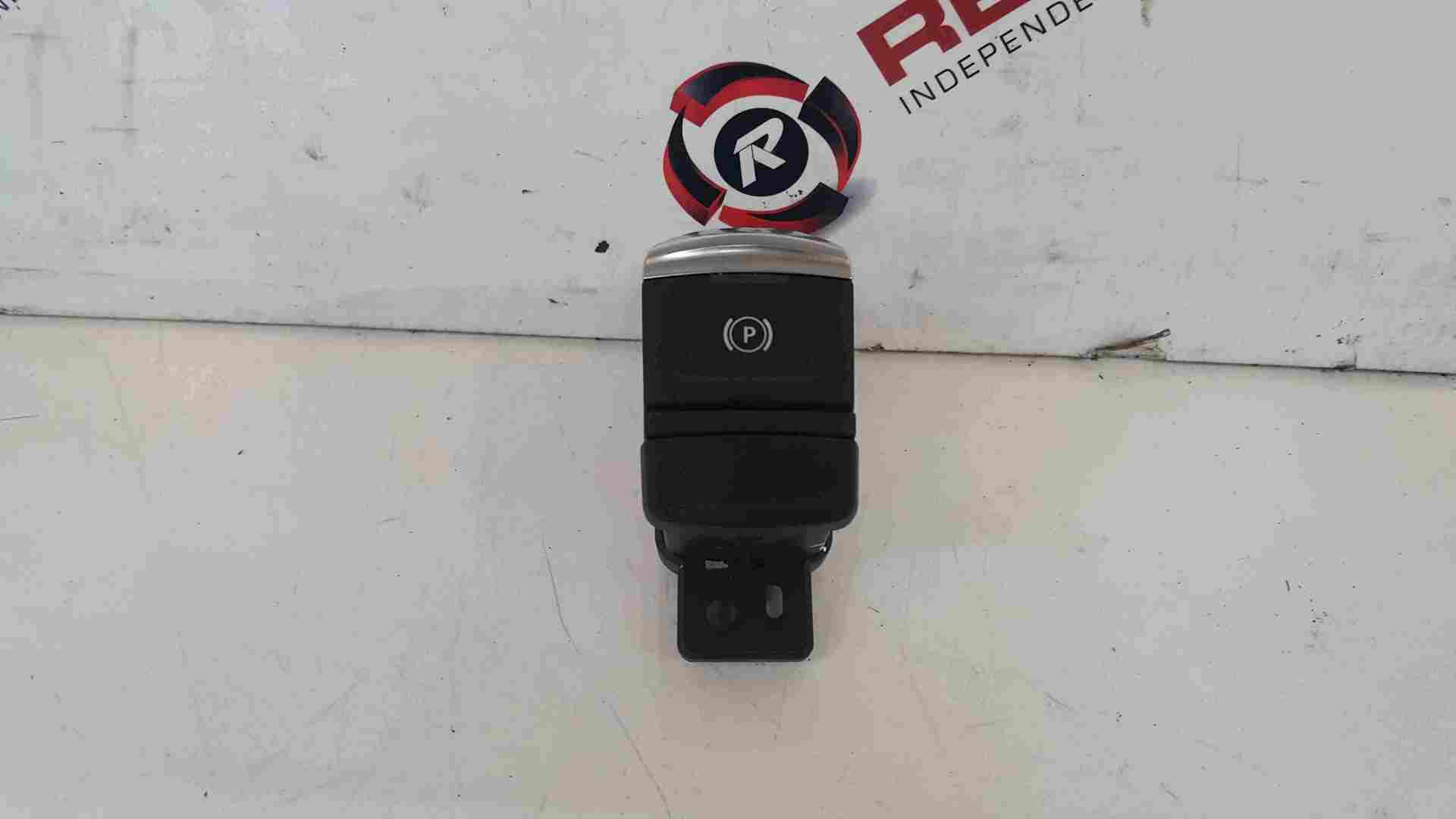 Renault Captur 2019-2021 Handbrake Button