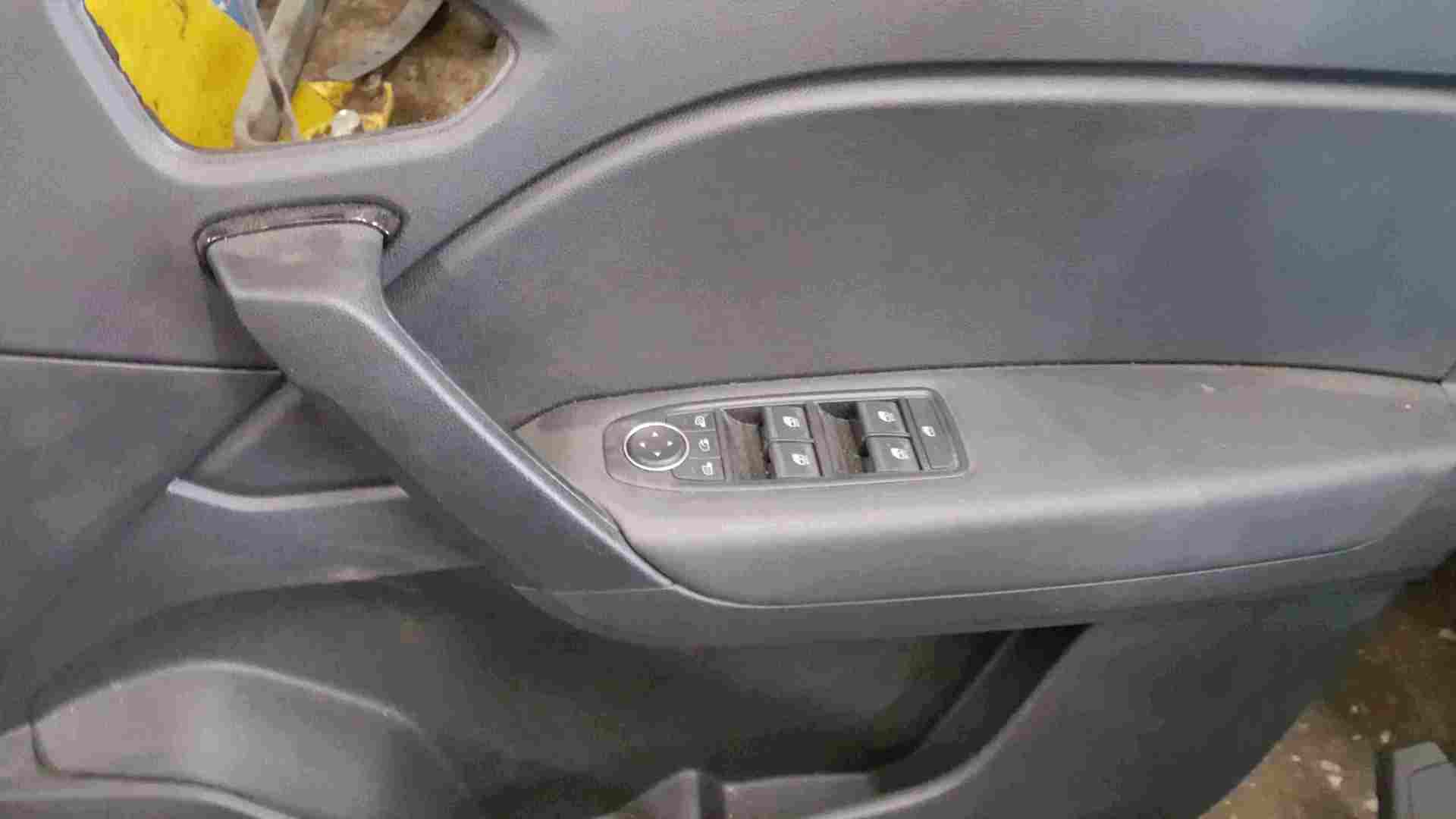Thumb 7 Renault Captur 2019-2021 Interior Set Chairs Seats Door Cards