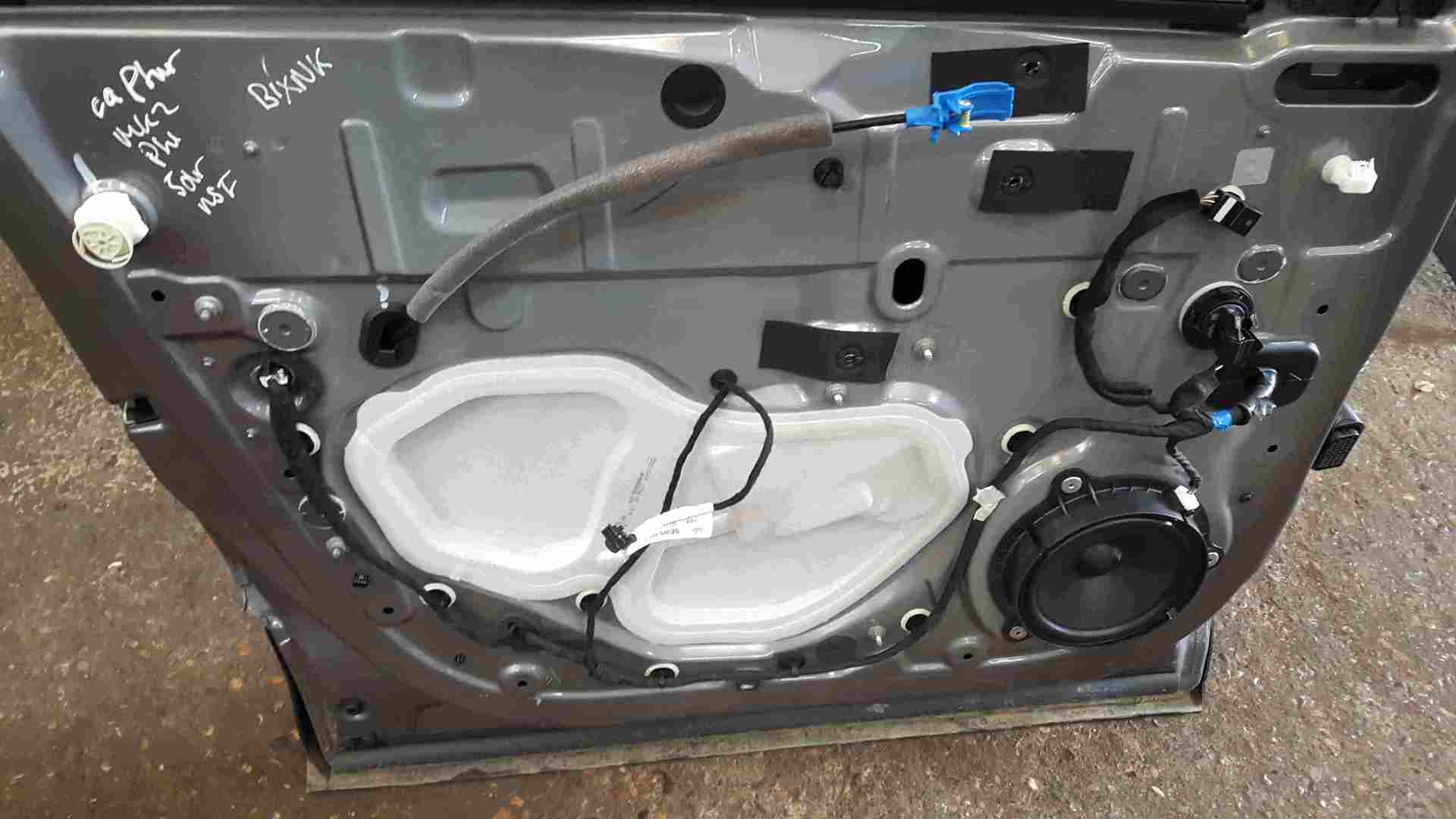 Thumb 2 Renault Captur 2019-2021 Passenger NSF Front Door Grey BIXNK