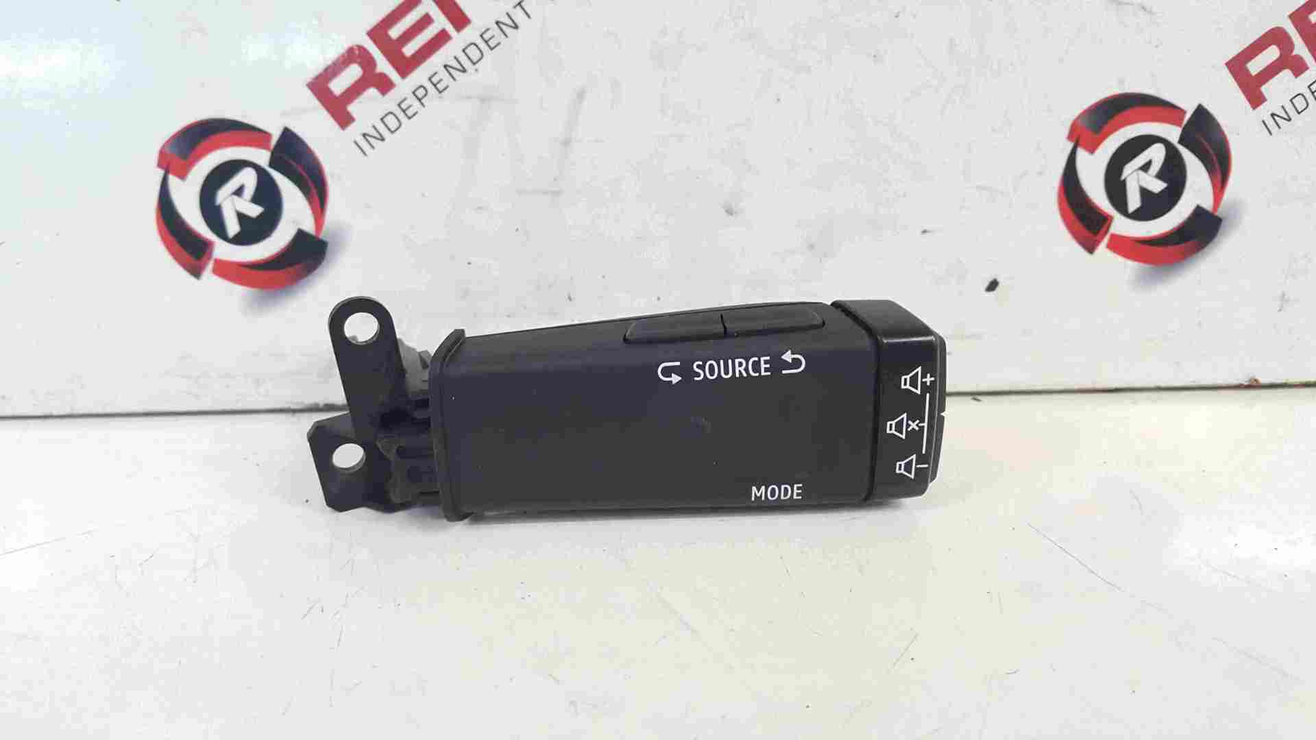 Renault Captur 2019-2021 Radio Controls Stalk 255520099R