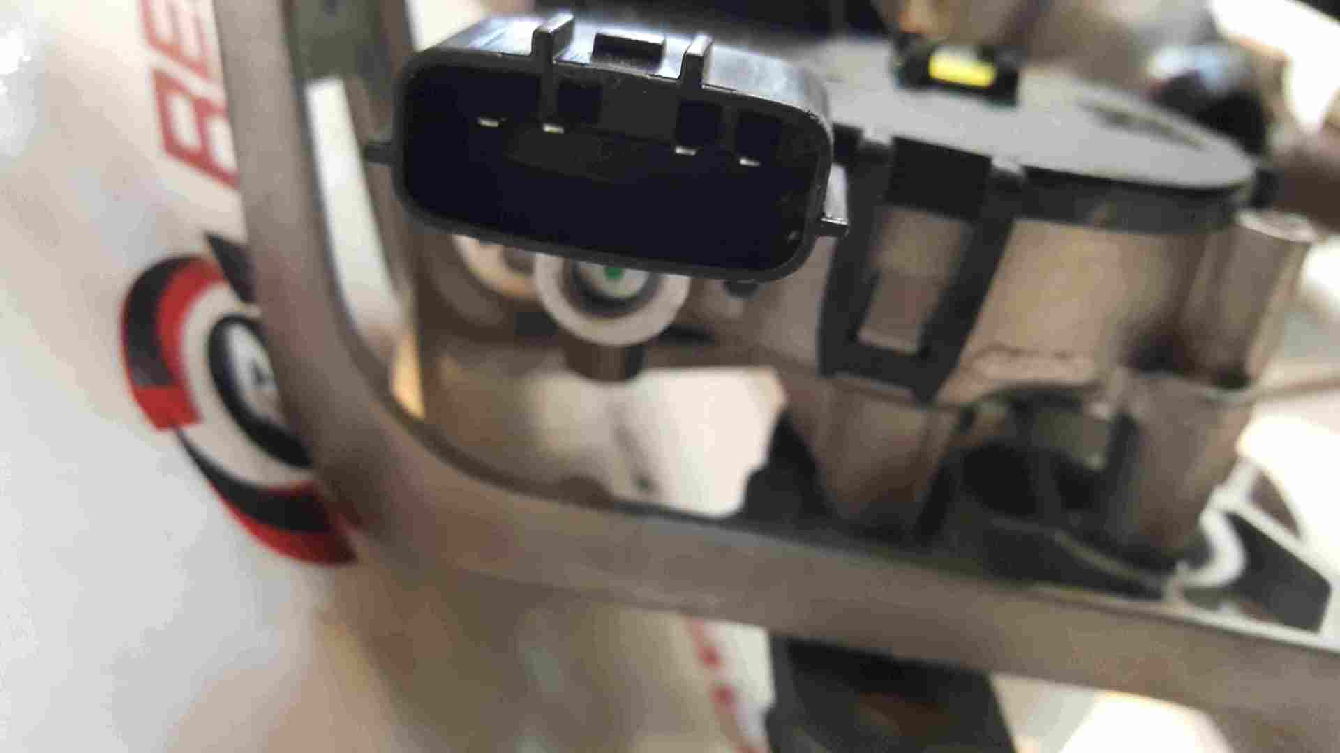 Thumb 2 Renault Captur 2019-2021 Windscreen Wiper Motor + Linkage 288009047R