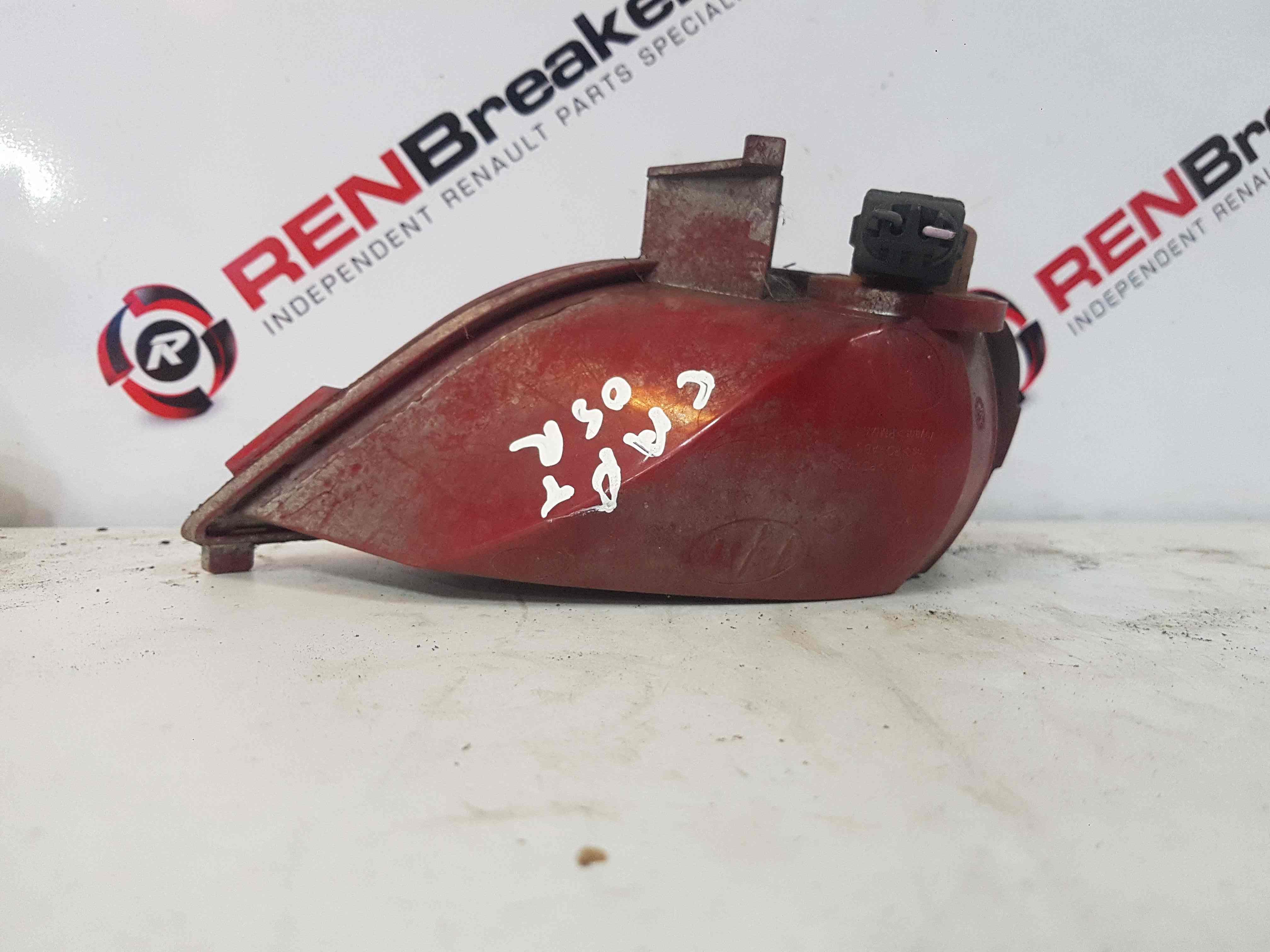 Thumb 3 Renault Captur MK1 2013-2019  OSR Rear Bumper FOG Light Lamp Reflector