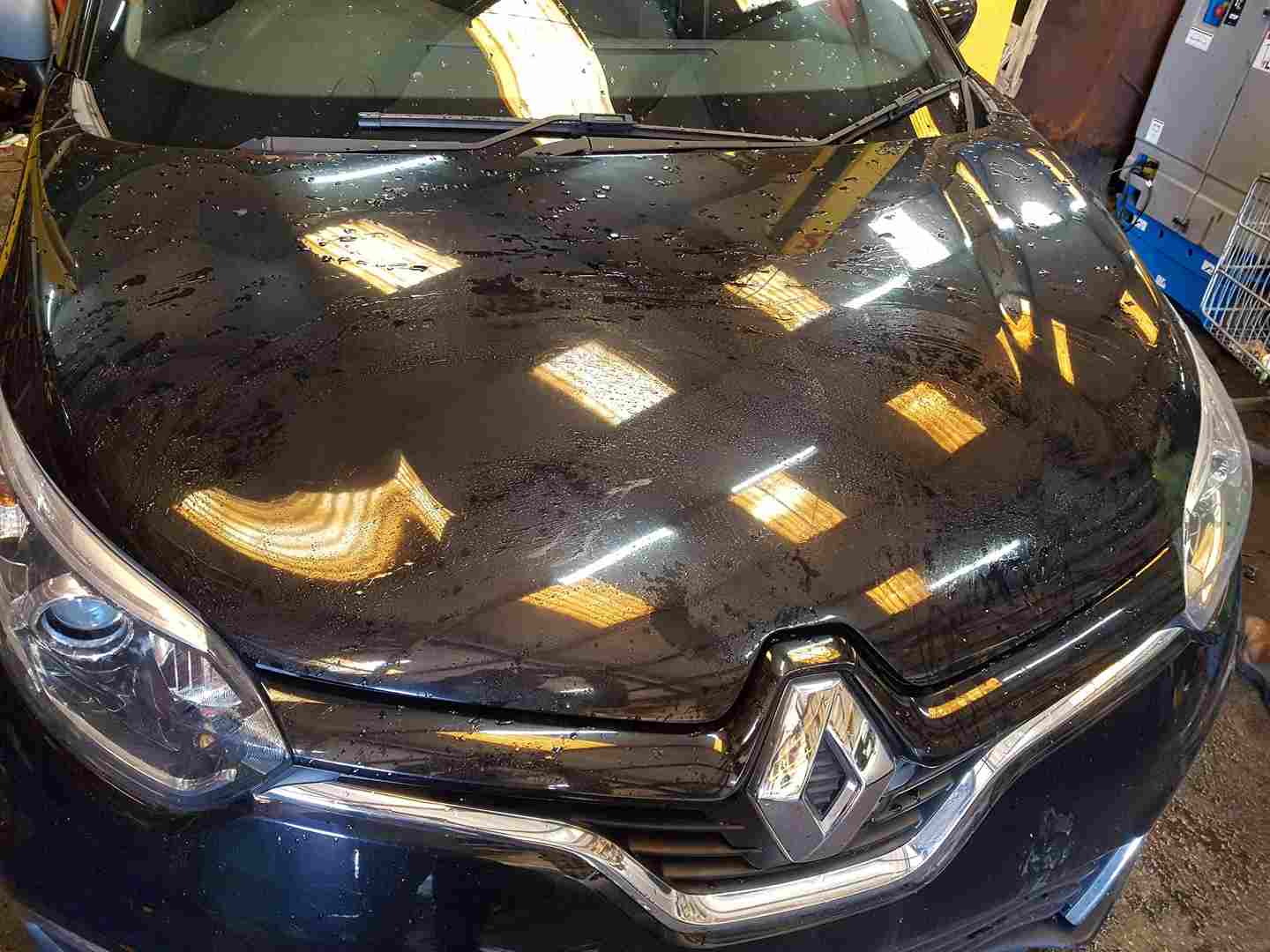 Renault Captur MK1 2013-2019 Bonnet Black Tegne cracked paintwork