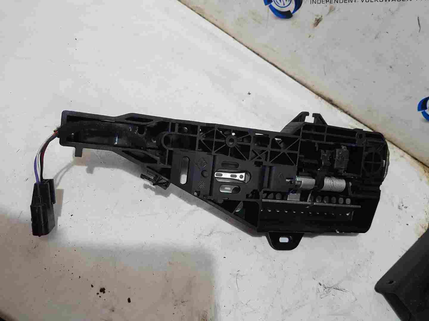 Thumb 3 Renault Captur MK1 2013-2019 Driver OSF R Exterior Door Handle Bixnd Ivory 