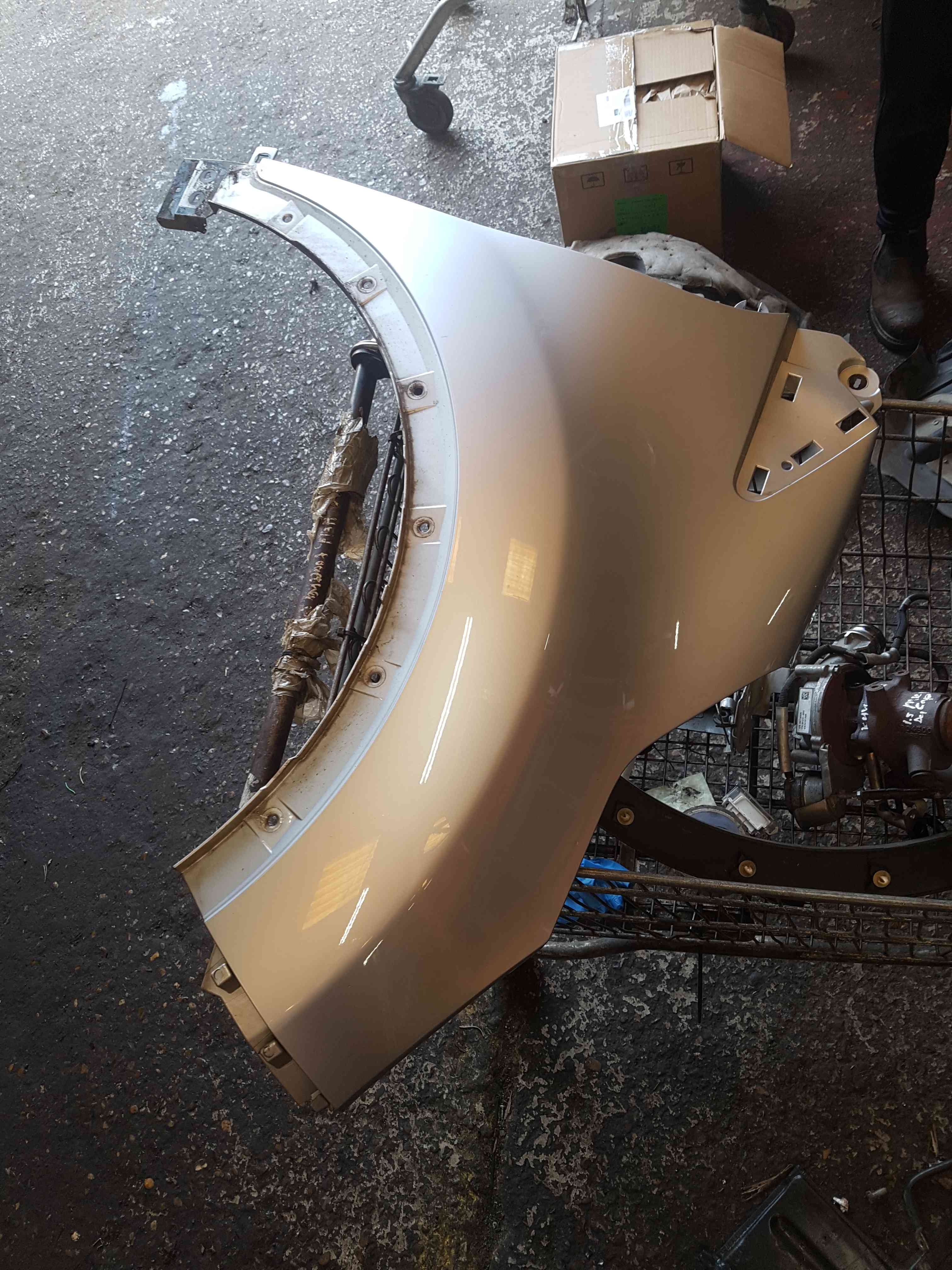 Thumb 8 Renault Captur MK1 2013-2019 Driver OSF Wing Quarter Panel Silver Bixnm