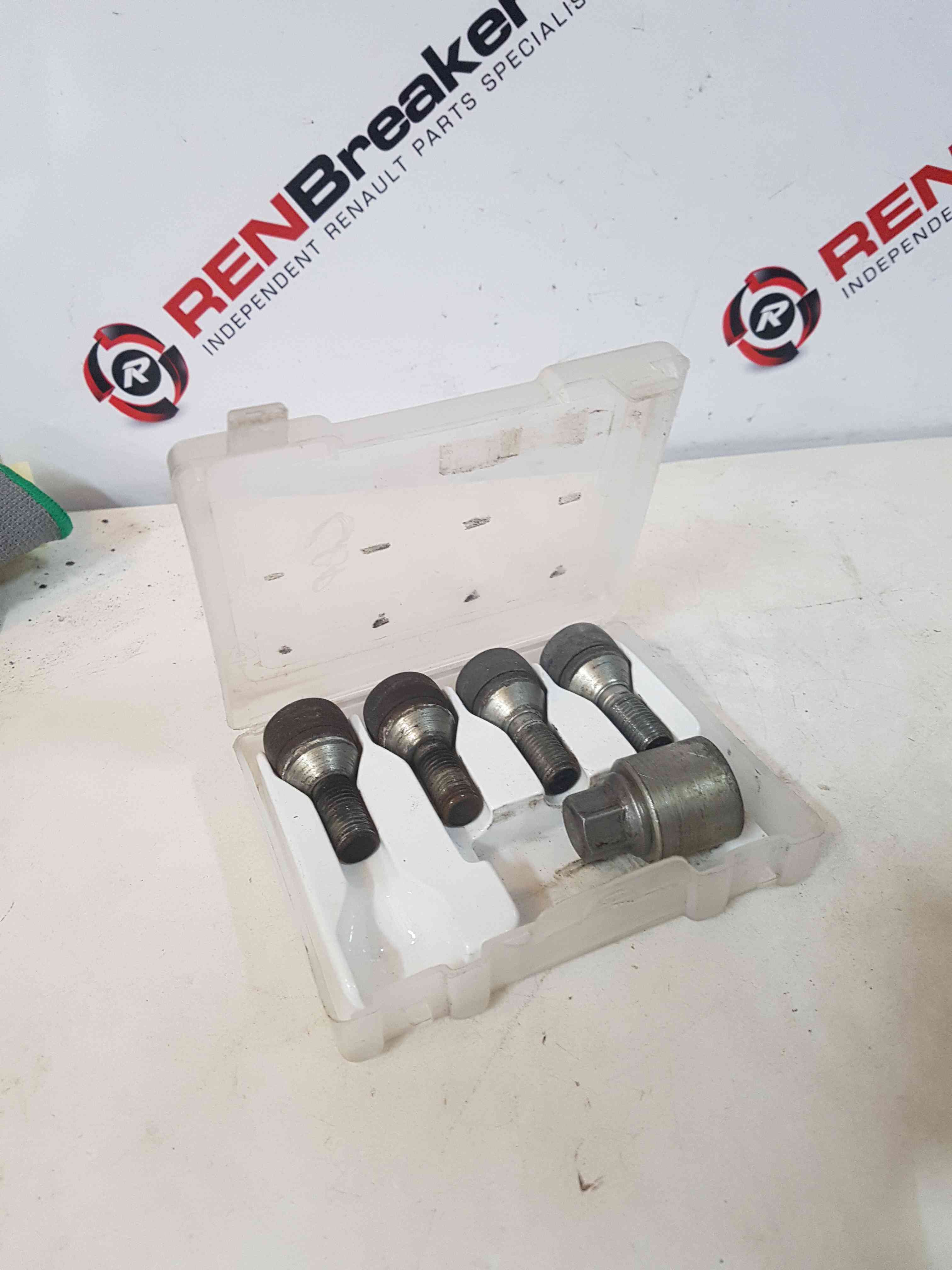Thumb 6 Renault Captur MK1 2013-2019 Locking Wheel NUT Bolts SET 17Mm  5/5
