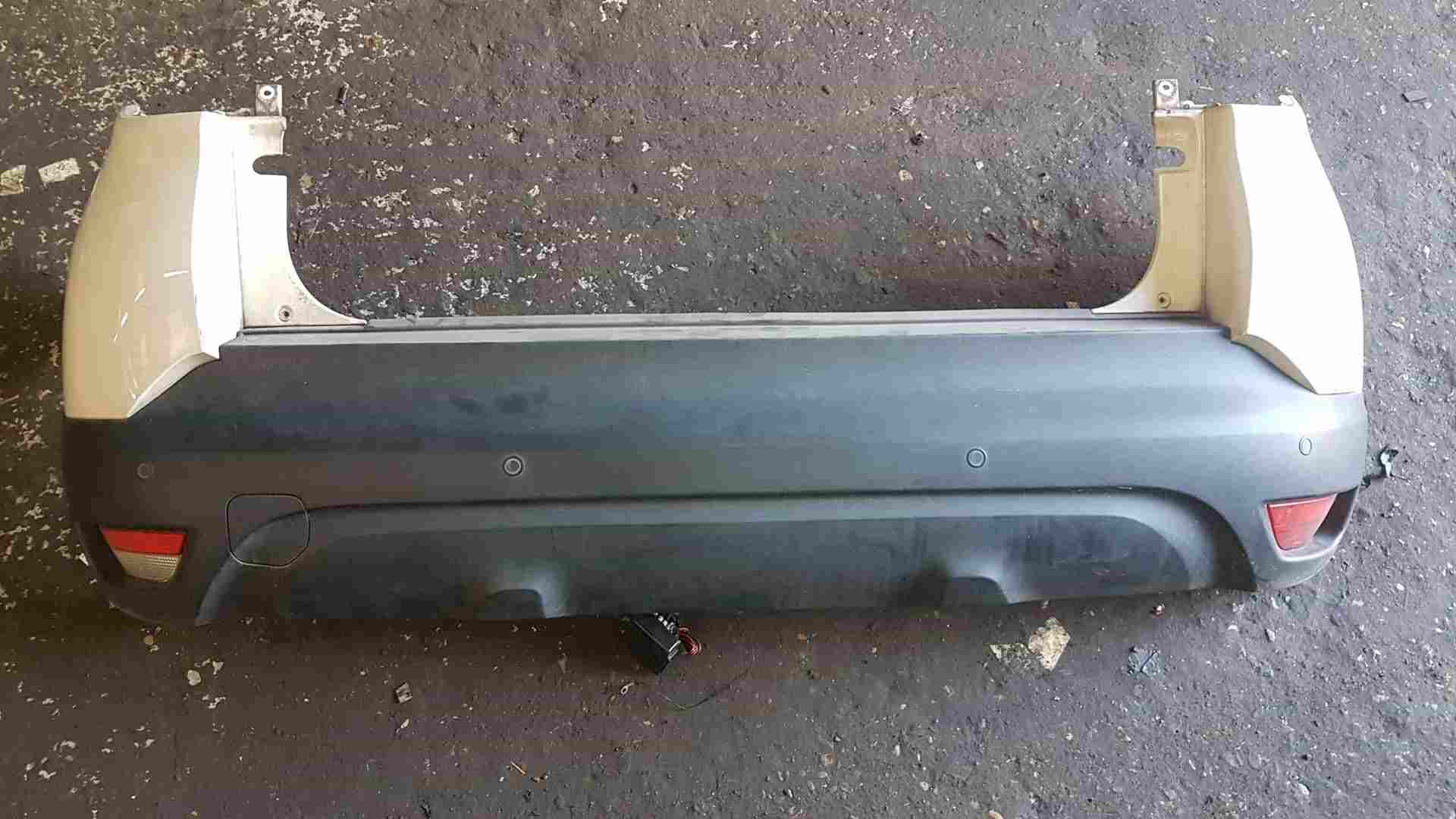 Renault Captur MK1 2013-2019 Rear Bumper Bixnd Ivory D16 + Sensors