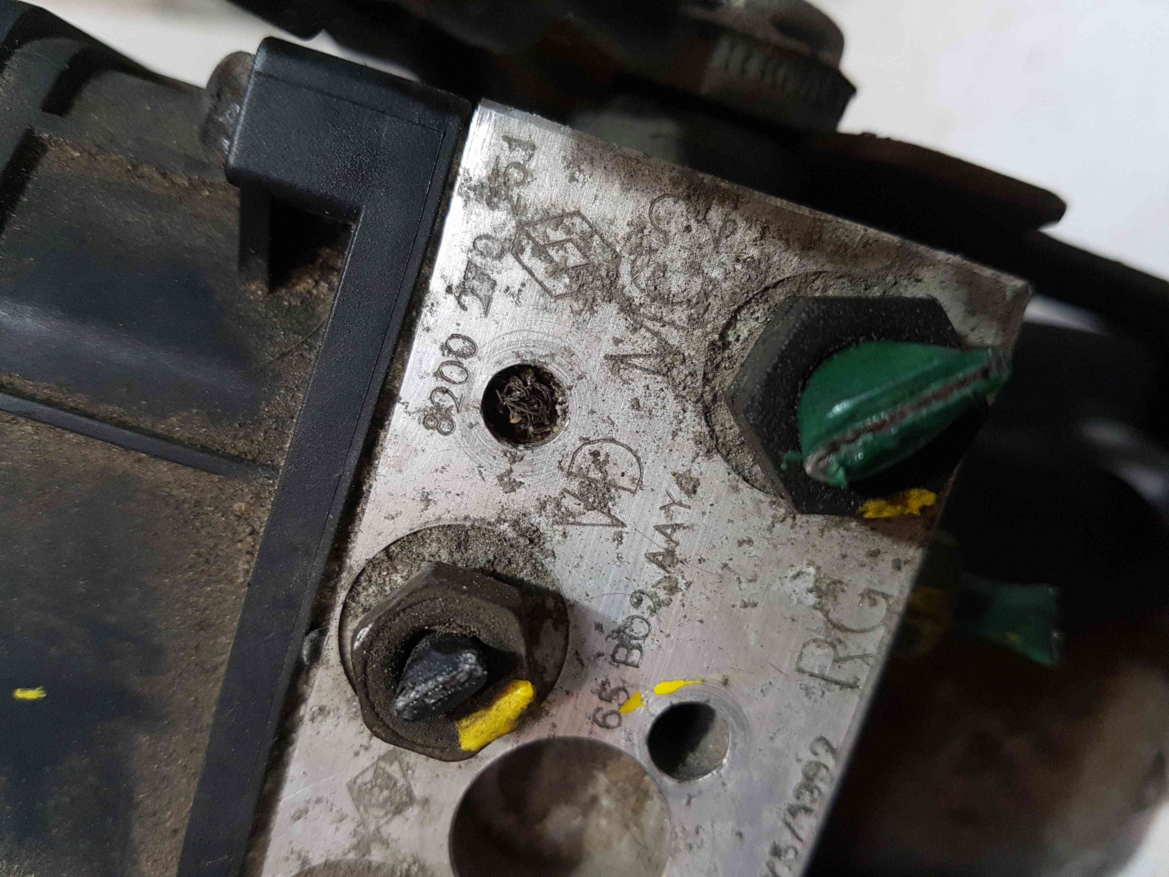 Thumb 2 Renault Clio 172 182 Sport 2001-2006 ABS Pump Unit  ECU 8200270251