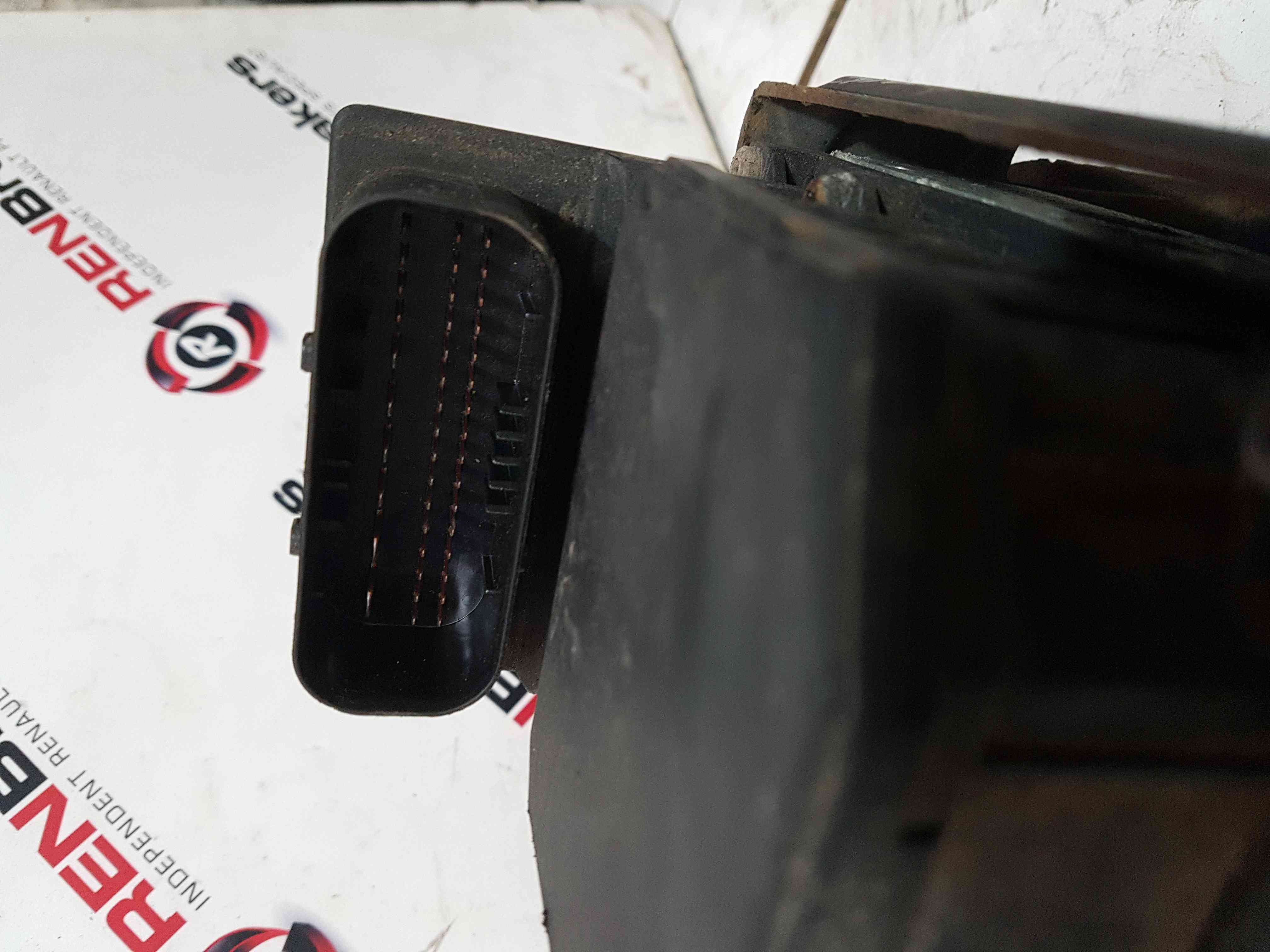 Thumb 3 Renault Clio 172 182 Sport 2001-2006 ABS Pump Unit  ECU 8200270251