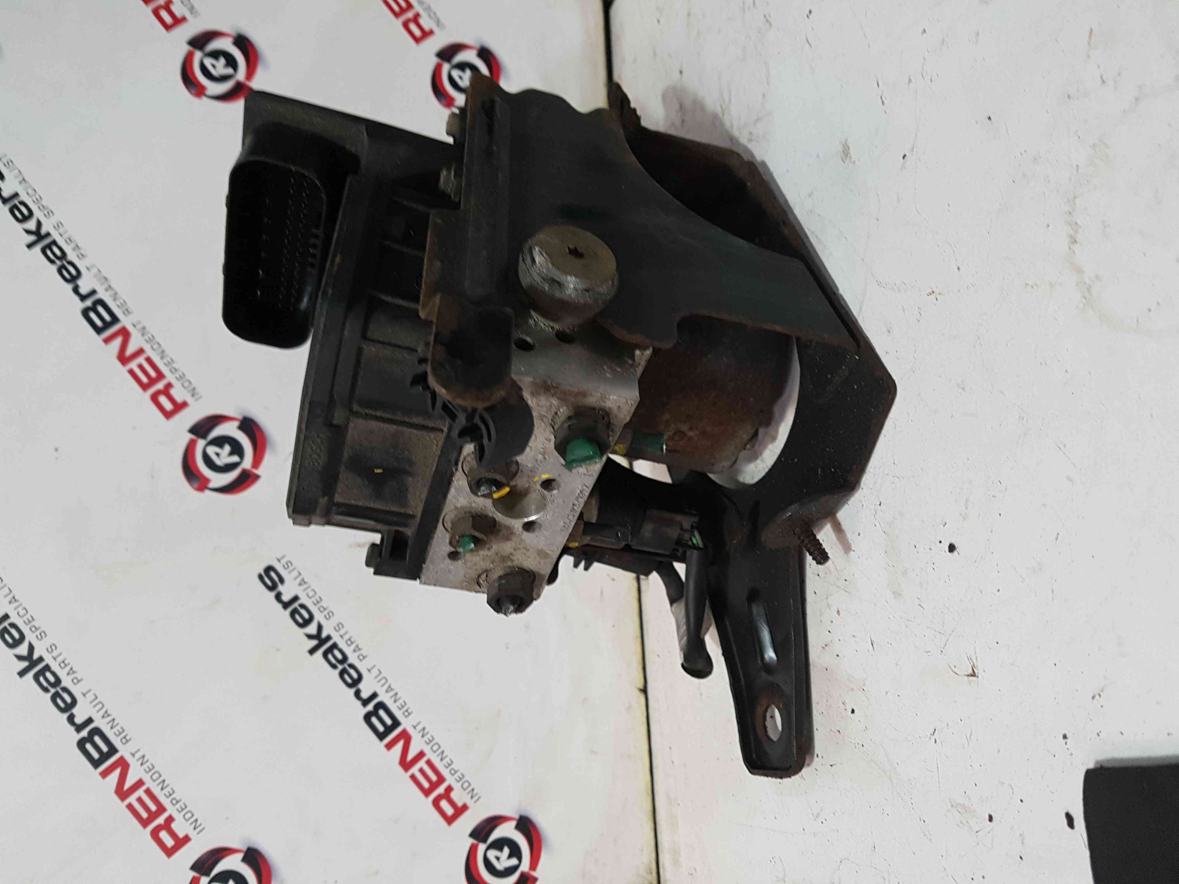 Thumb 5 Renault Clio 172 182 Sport 2001-2006 ABS Pump Unit  ECU 8200270251