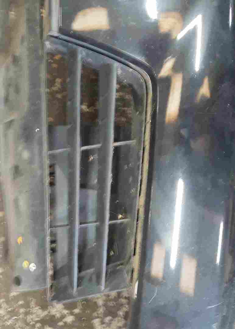 Thumb 4 Renault Clio CAMPUS MK2 2001-2010 Front Bumper Black 676