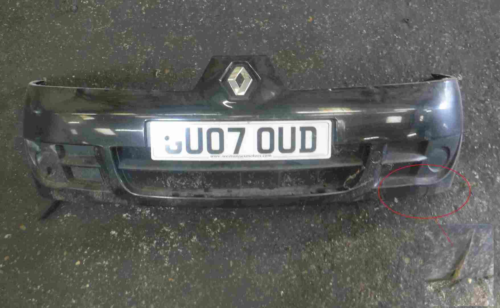 Renault Clio Campus 2006-2010 Front Bumper Black 676