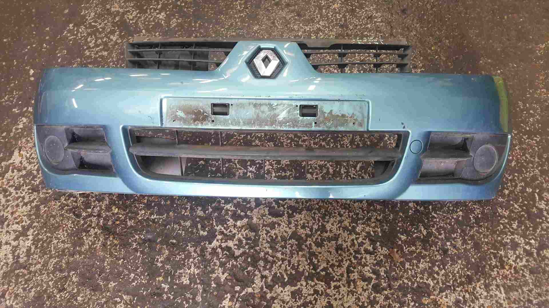 Thumb 3 Renault Clio Campus MK2 2001-2010 Front Bumper Blue TEF47