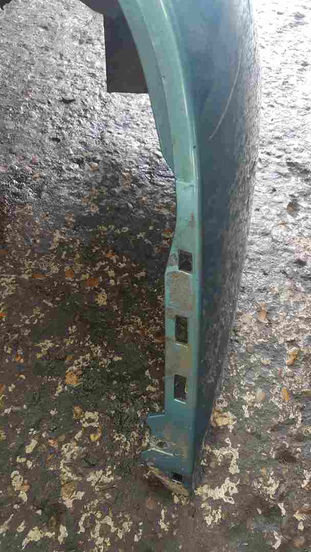 Thumb 2 Renault Clio Campus MK2 2001-2010 Front Bumper Blue TEF47