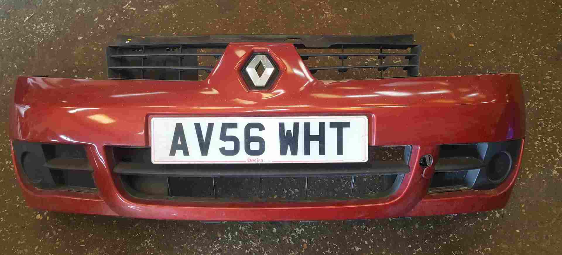 Renault Clio Campus MK2 2001-2010 Front Bumper Red TEB76