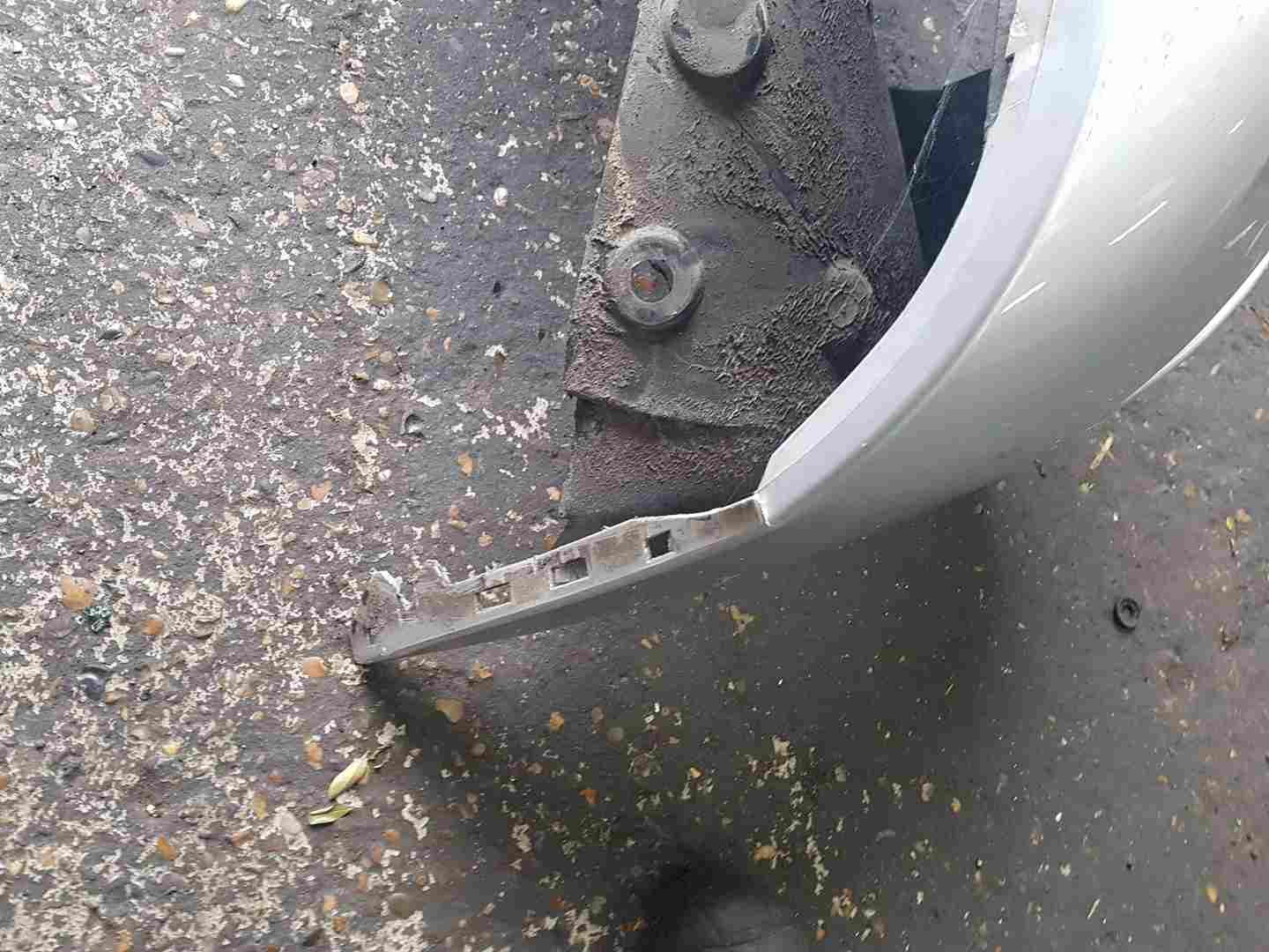 Thumb 4 Renault Clio Campus MK2 2001-2010 Front Bumper Silver Ted69