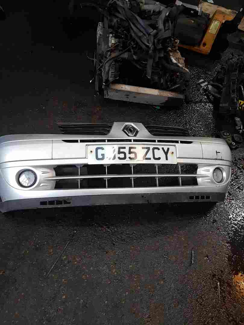 Renault Clio Campus MK2 2001-2010 Front Bumper Silver Ted69