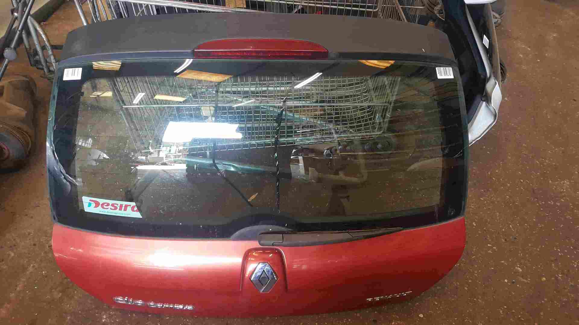 Thumb 2 Renault Clio Campus MK2 2001-2019 Rear Tailgate Boot Red TEB76