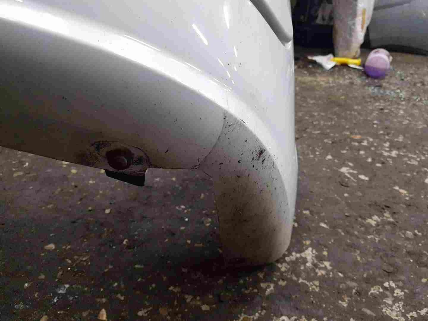 Thumb 5 Renault Clio Estate MK3 2005-2009 Rear Bumper White ov396