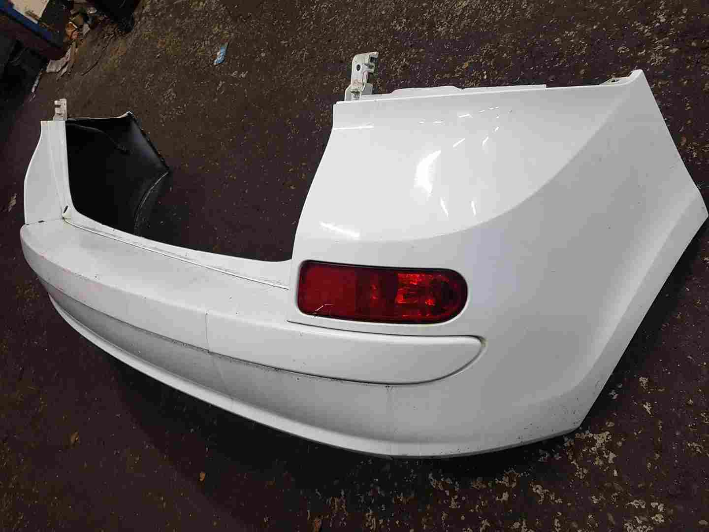 Thumb 6 Renault Clio Estate MK3 2005-2009 Rear Bumper White ov396