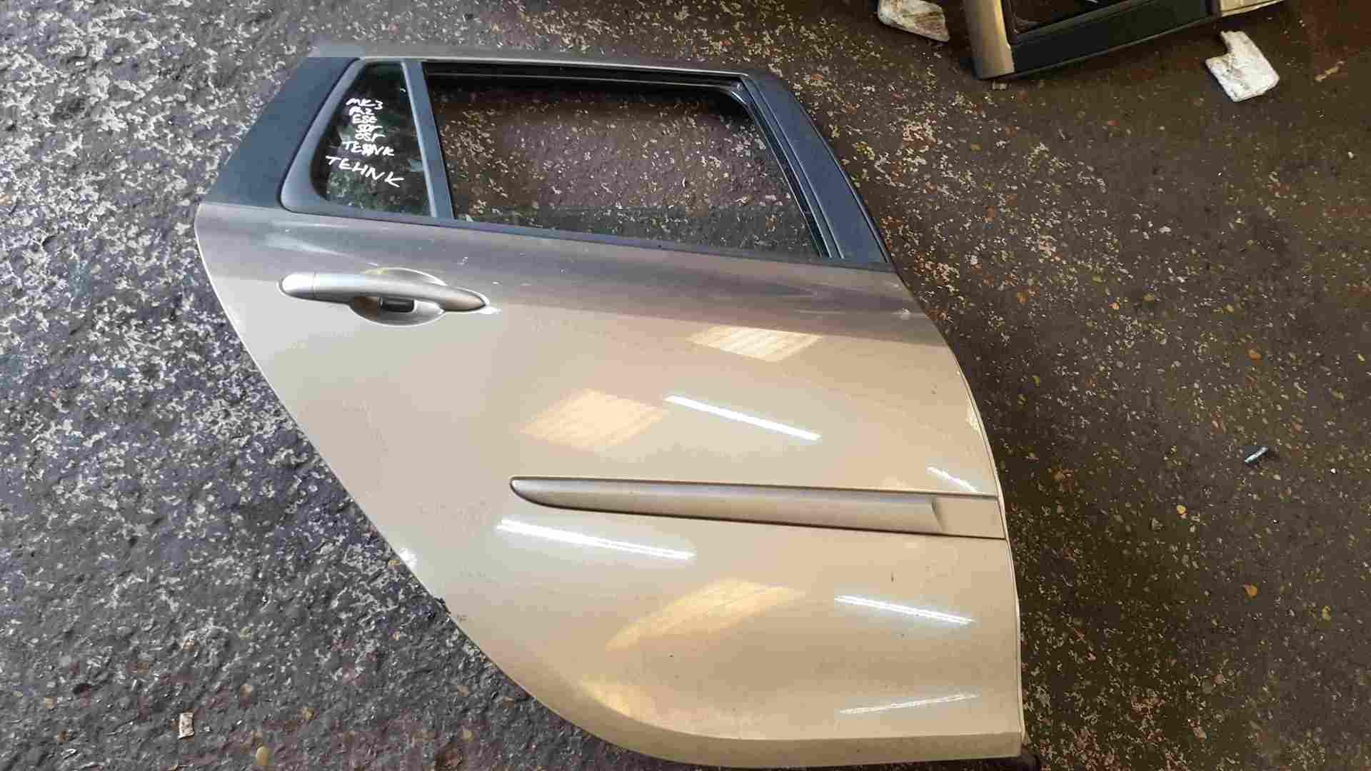 Renault Clio Estate MK3 2005-2012 Drivers OSR Rear Door Gold Beige TEHNK