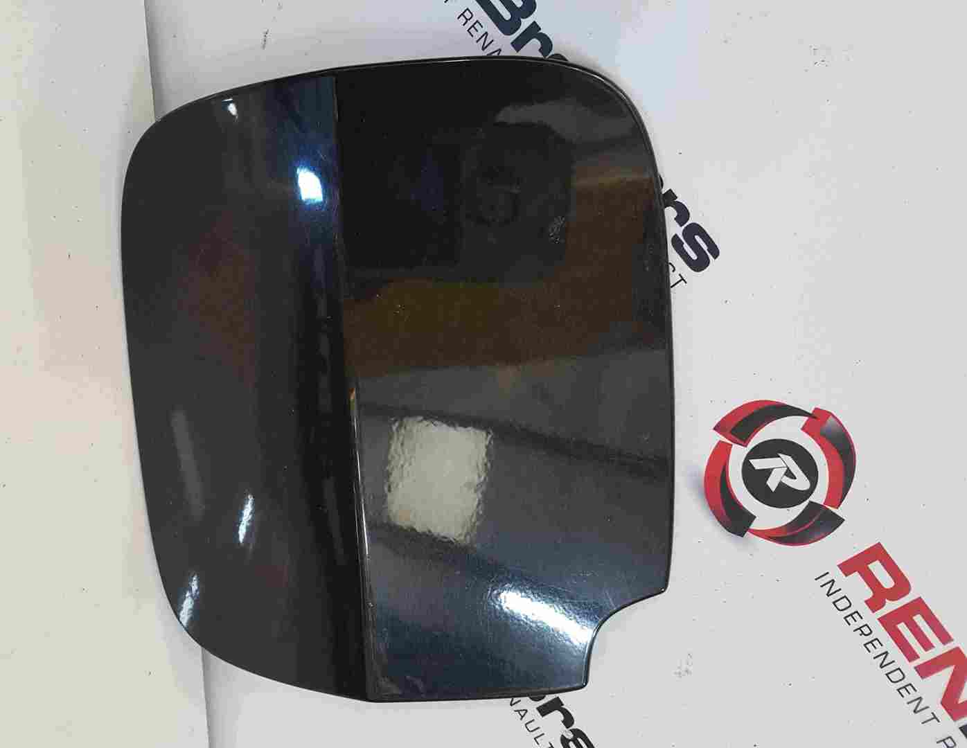 Thumb 3 Renault Clio Estate MK3 2005-2012 Fuel Flap Cover Black 676 8200582902