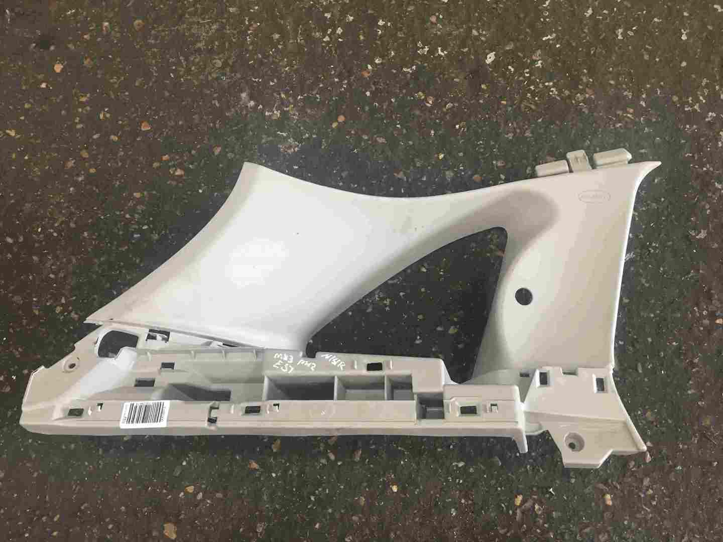 Renault Clio Estate MK3 2005-2012 Passenger NSR Rear Roof Trim Surround