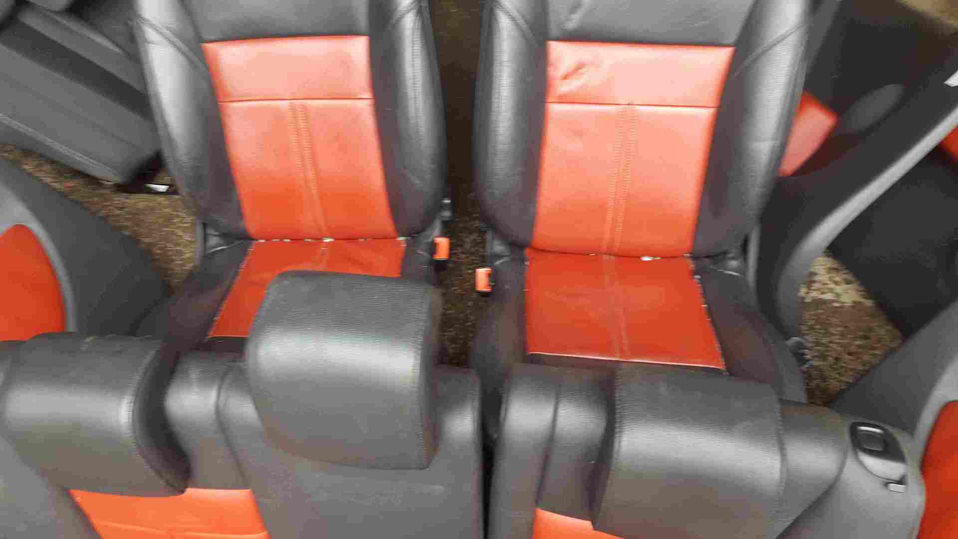 Thumb 2 Renault Clio 3 Door MK3 2005-2012 Red Black Leather Interior Set Cards