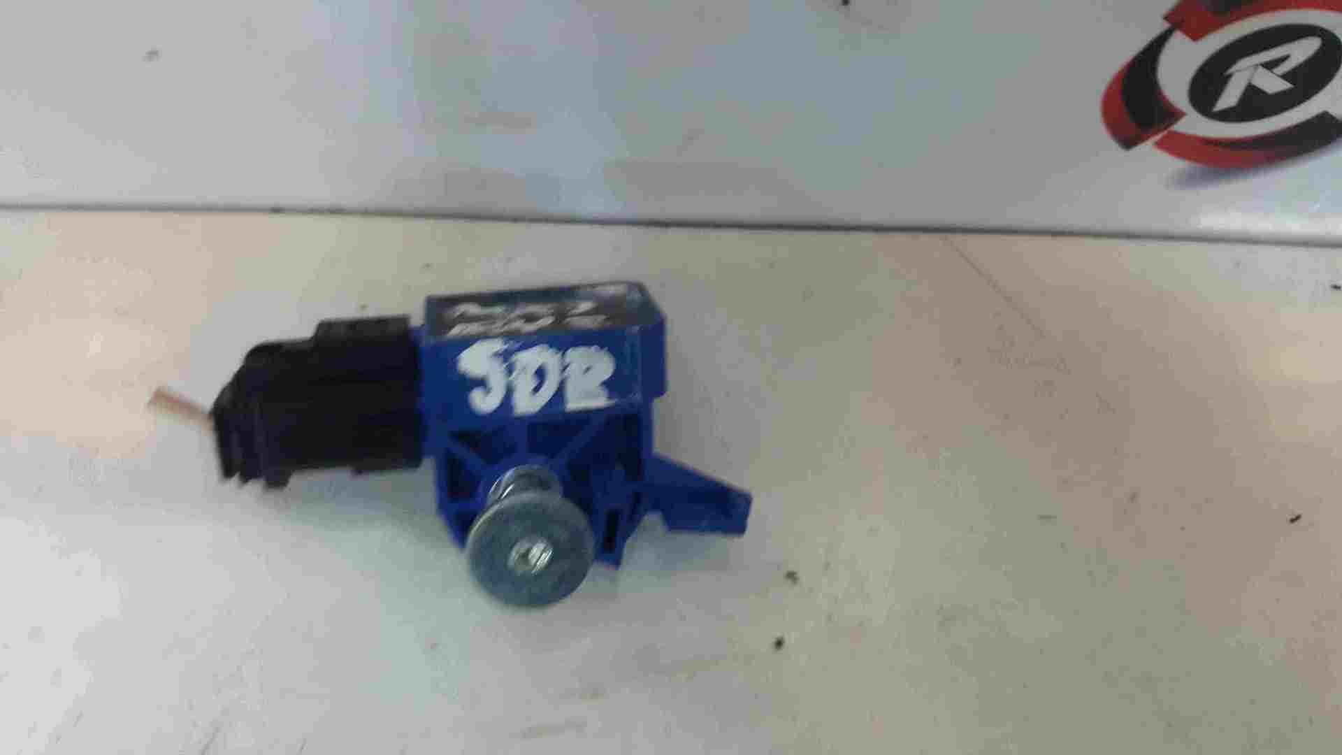 Renault Clio Estate MK3 2009-2012 Airbag Impact Sensor X1