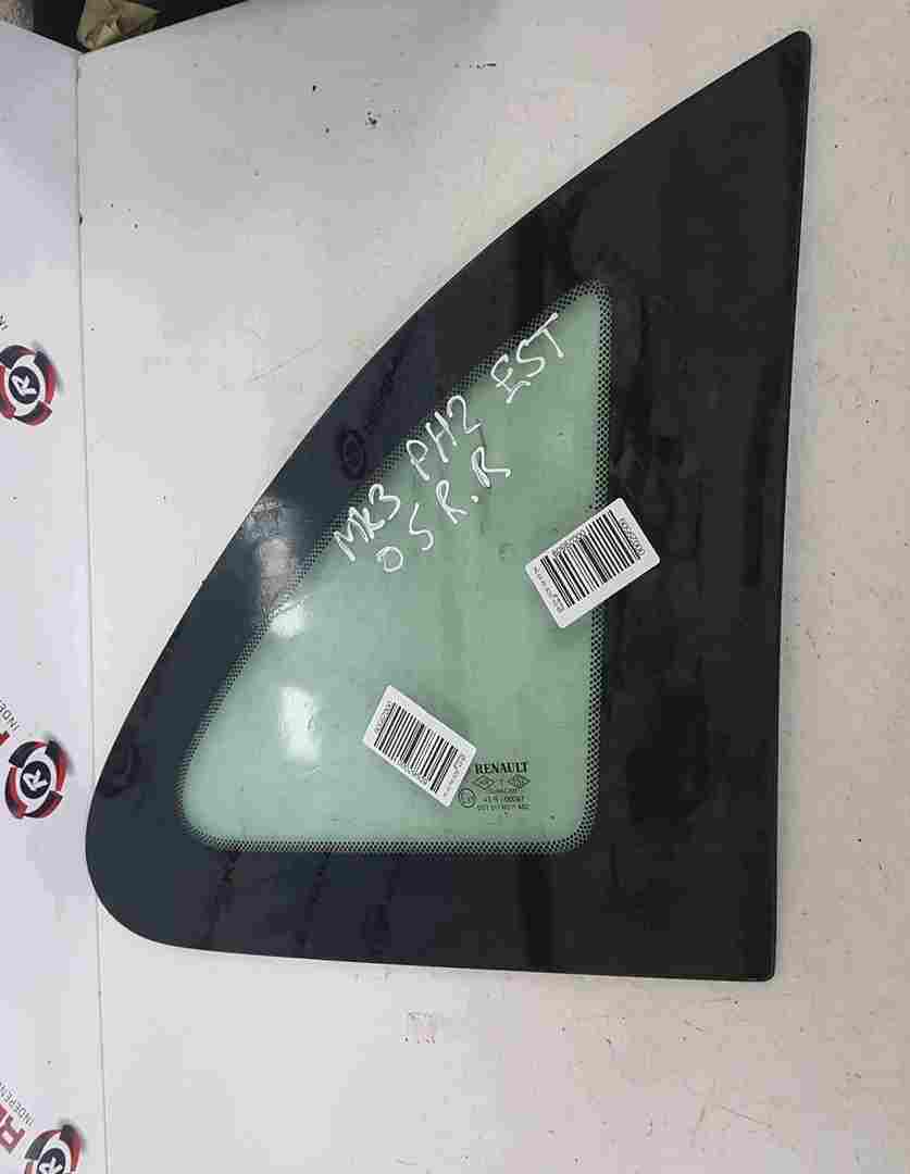 Thumb 2 Renault Clio Estate MK3 2009-2012 Drivers OSR Rear Small Quarter Glass