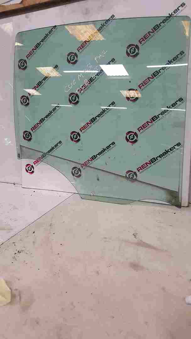 Thumb 3 Renault Clio Estate MK3 2009-2012 Drivers OSR Rear Window Glass