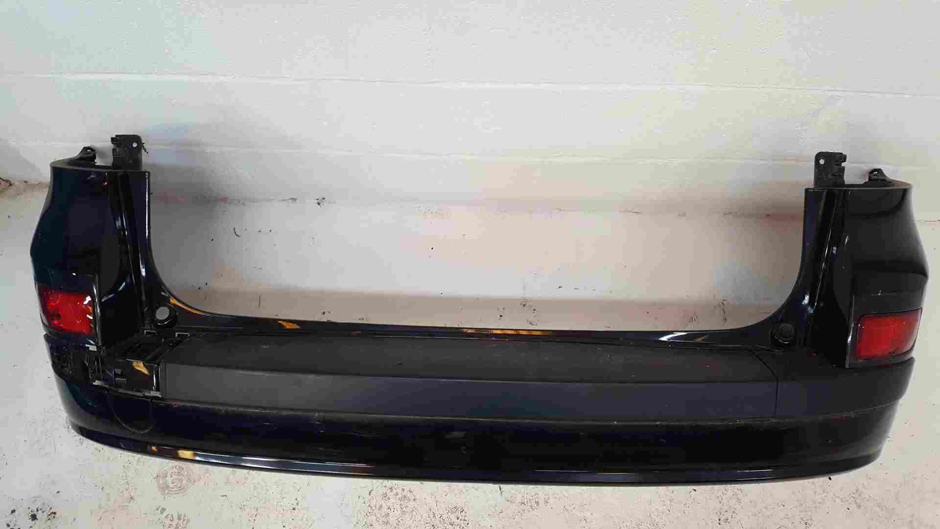 Thumb 2 Renault Clio Estate MK3 2009-2012 Rear Bumper Black 676 NV676 Split