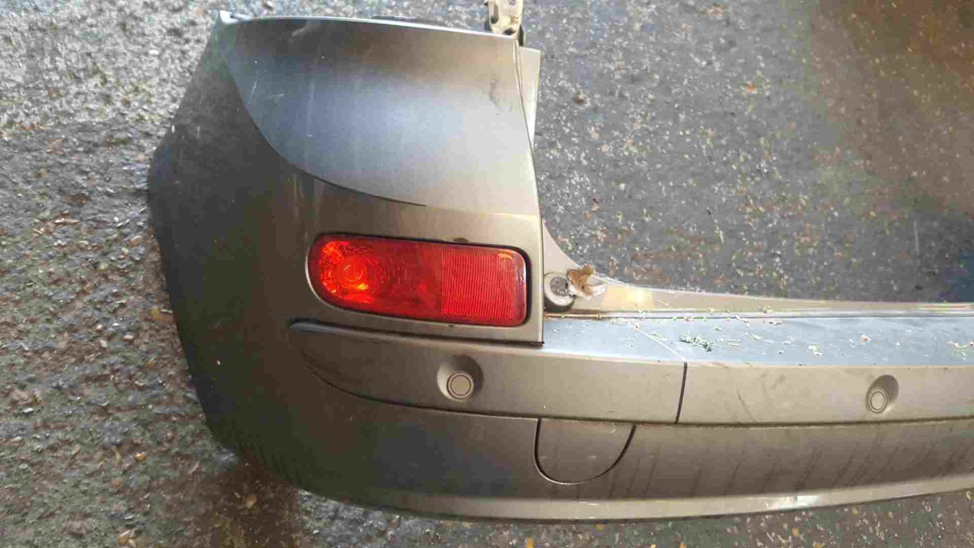 Thumb 3 Renault Clio Estate MK3 2009-2012 Rear Bumper Grey Tekng + Sensors