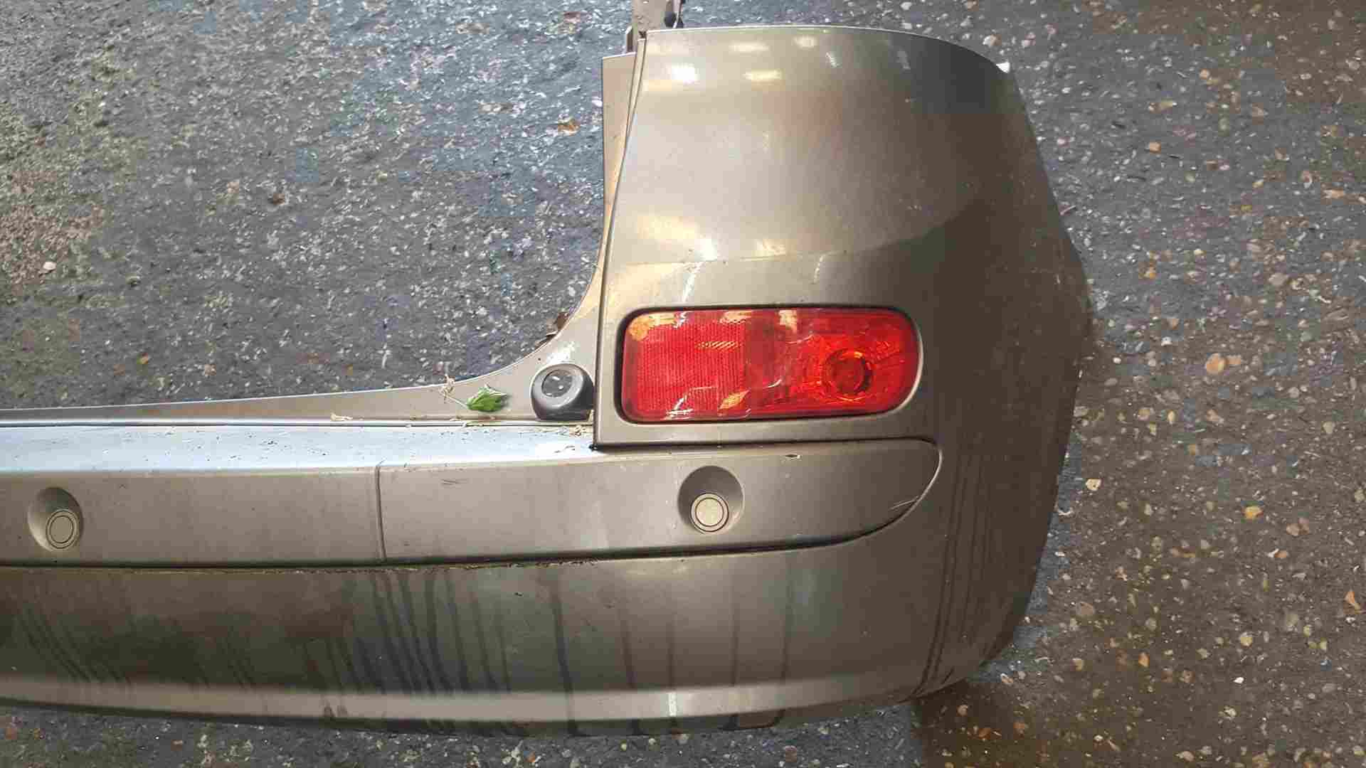 Thumb 5 Renault Clio Estate MK3 2009-2012 Rear Bumper Grey Tekng + Sensors