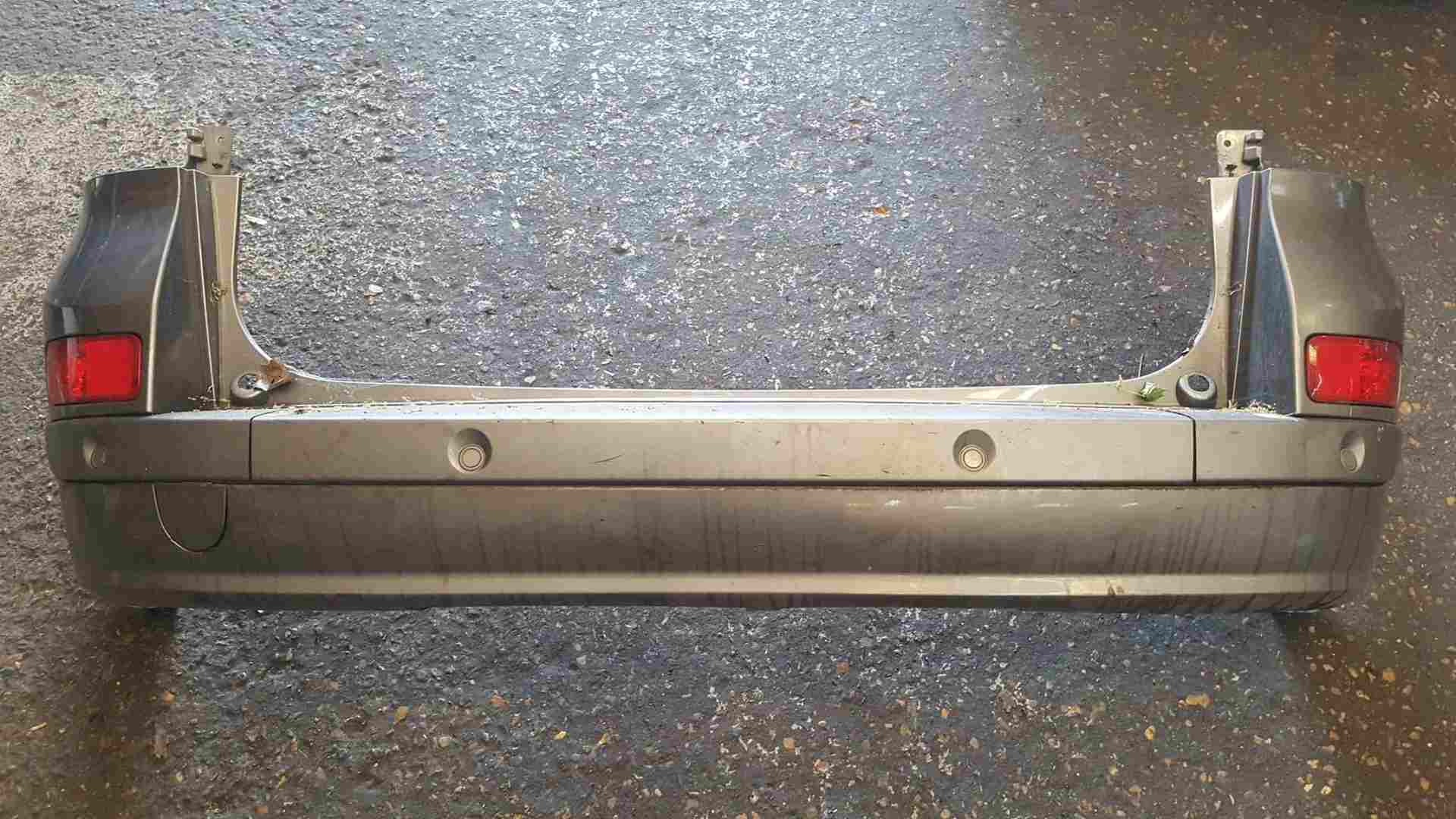 Renault Clio Estate MK3 2009-2012 Rear Bumper Grey Tekng + Sensors