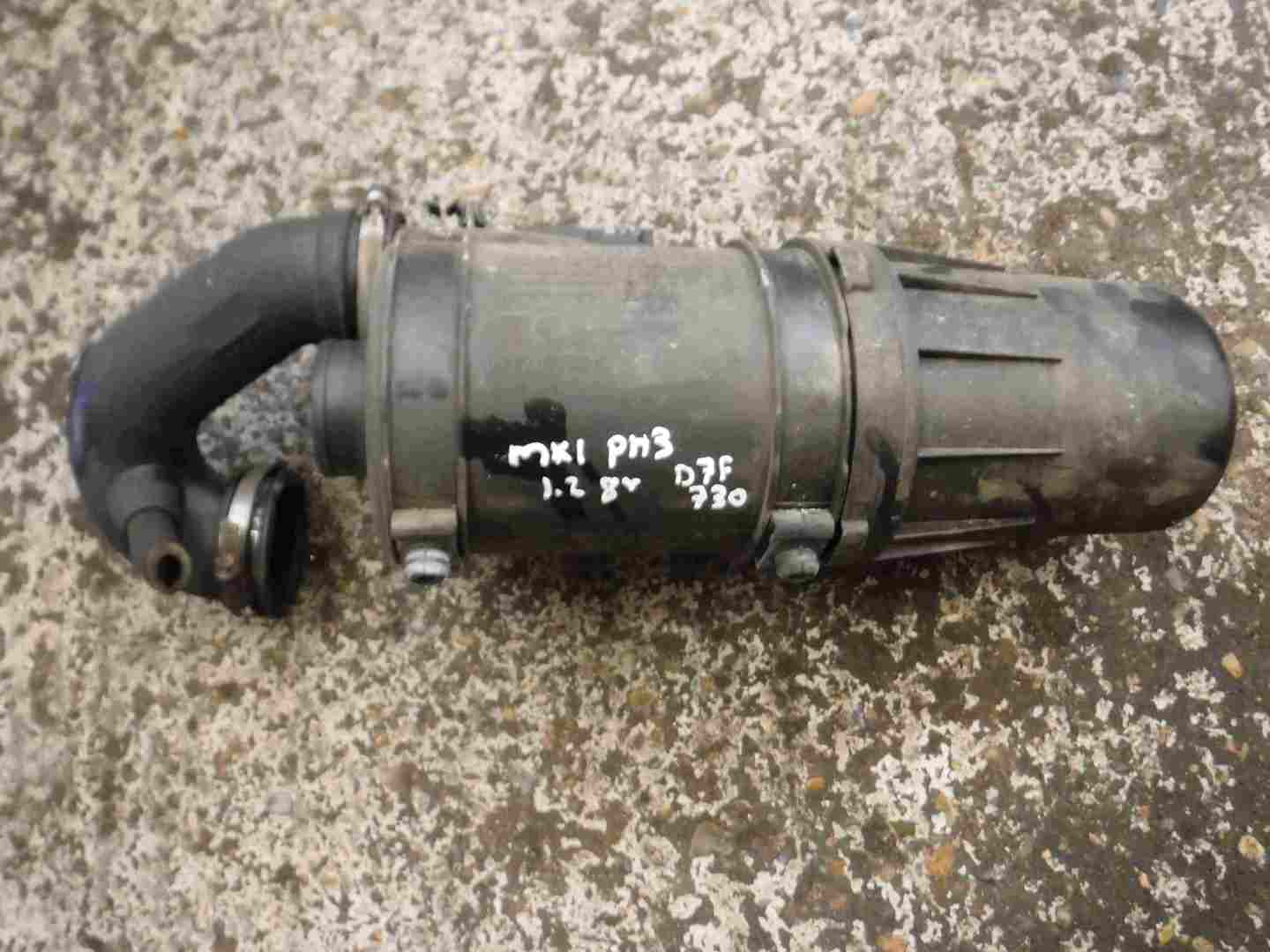 Renault Clio MK1 1990-1998 1.2 8v Airbox Housing Filter   Pipe